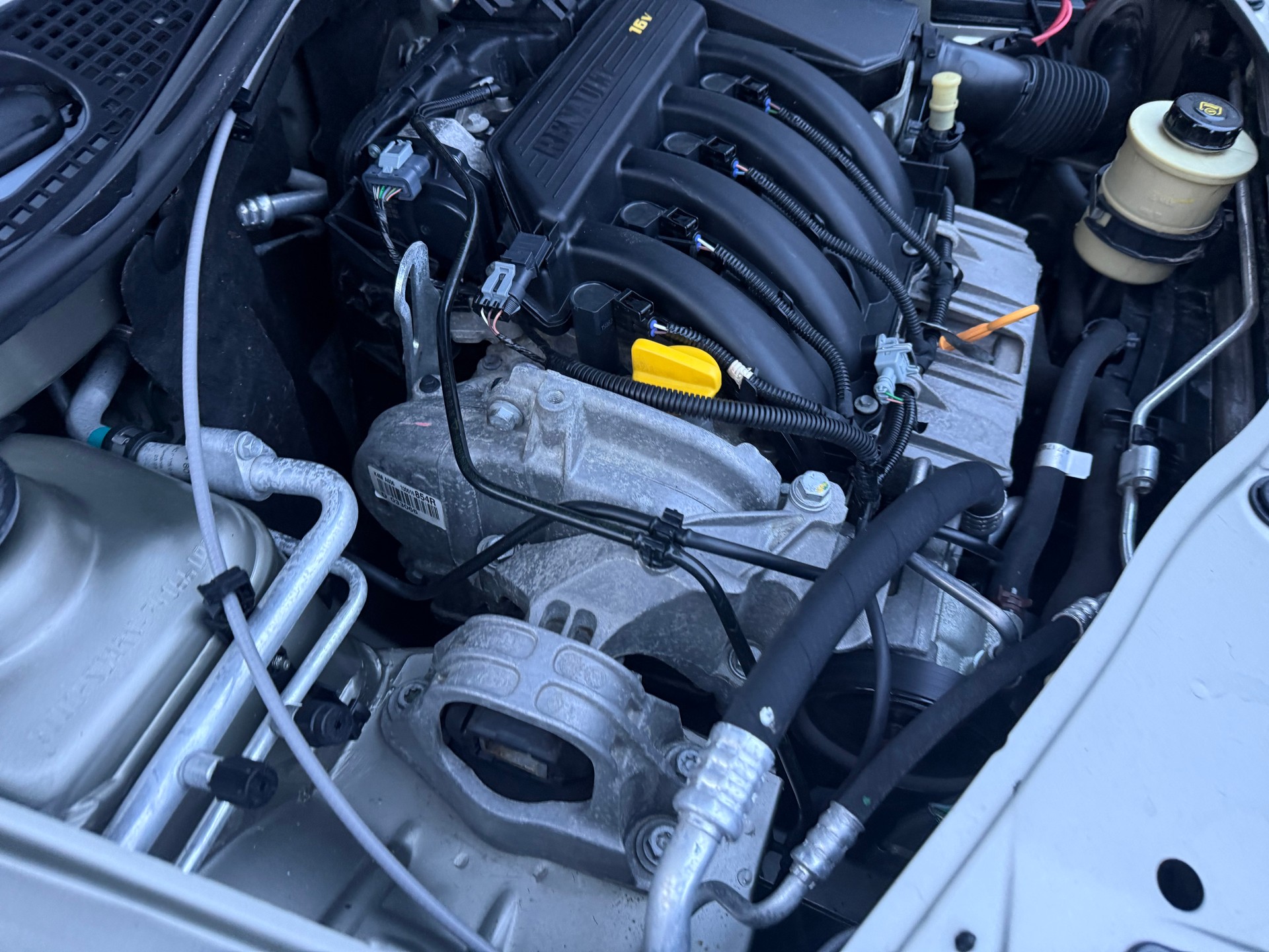 DACIA Duster 1.6 Ambiance 4x4-image-19