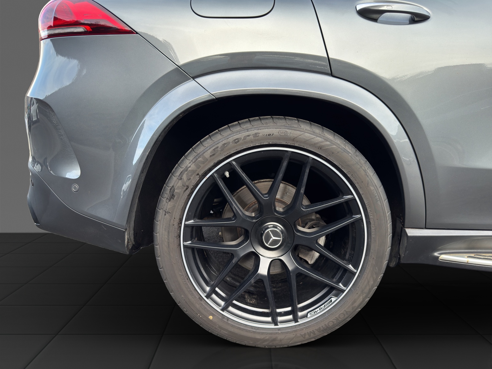 MERCEDES-BENZ GLE 53 AMG 4Matic+-image-23