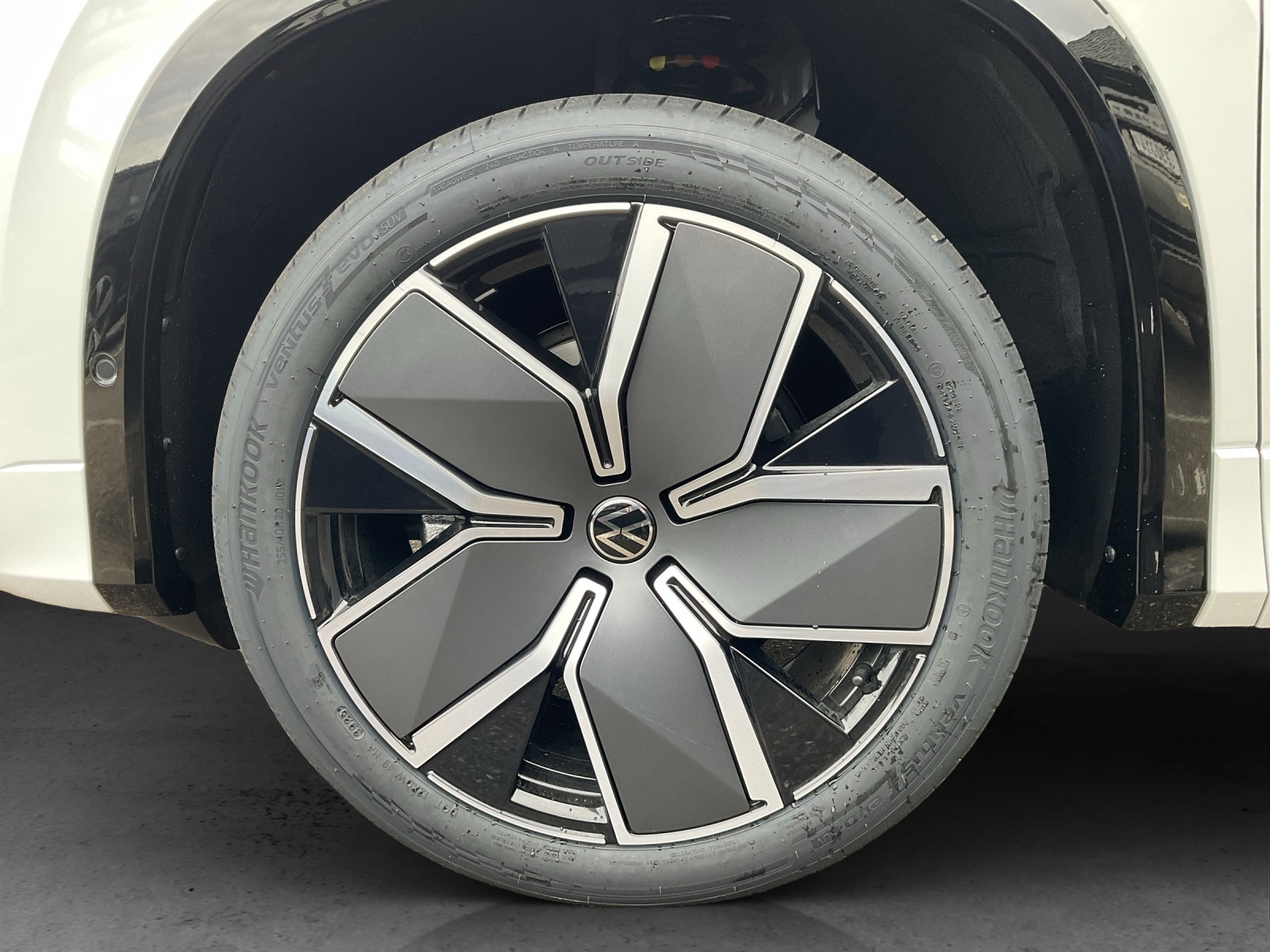 VW Tayron 2.0 TDI SCR R-Line 4Motion DSG-image-12