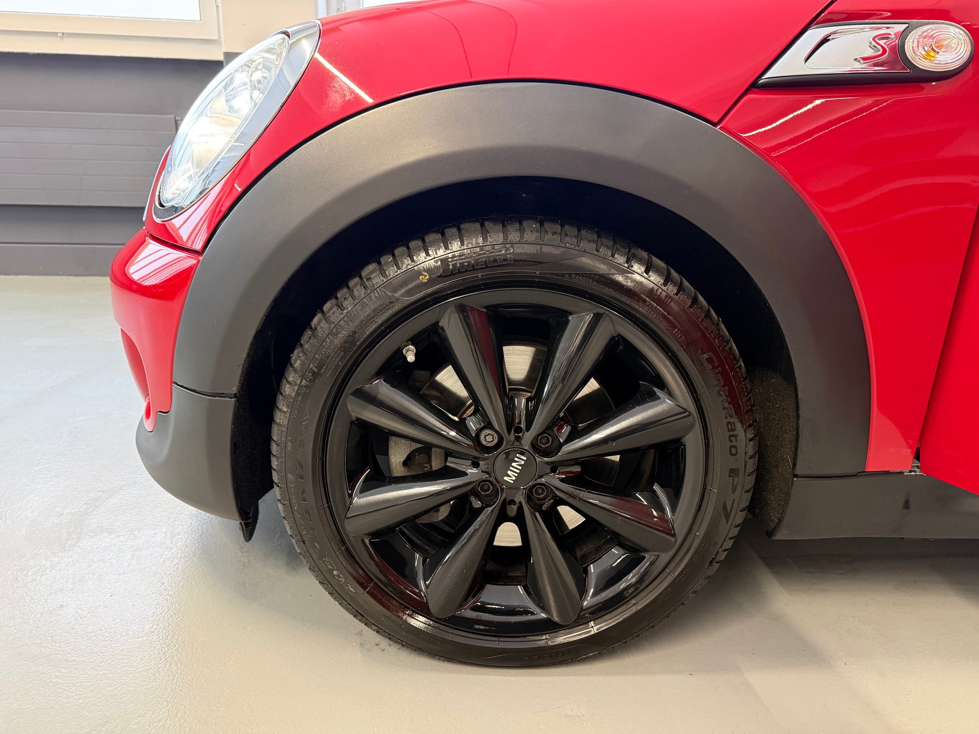 MINI Cooper S Cabriolet-image-25
