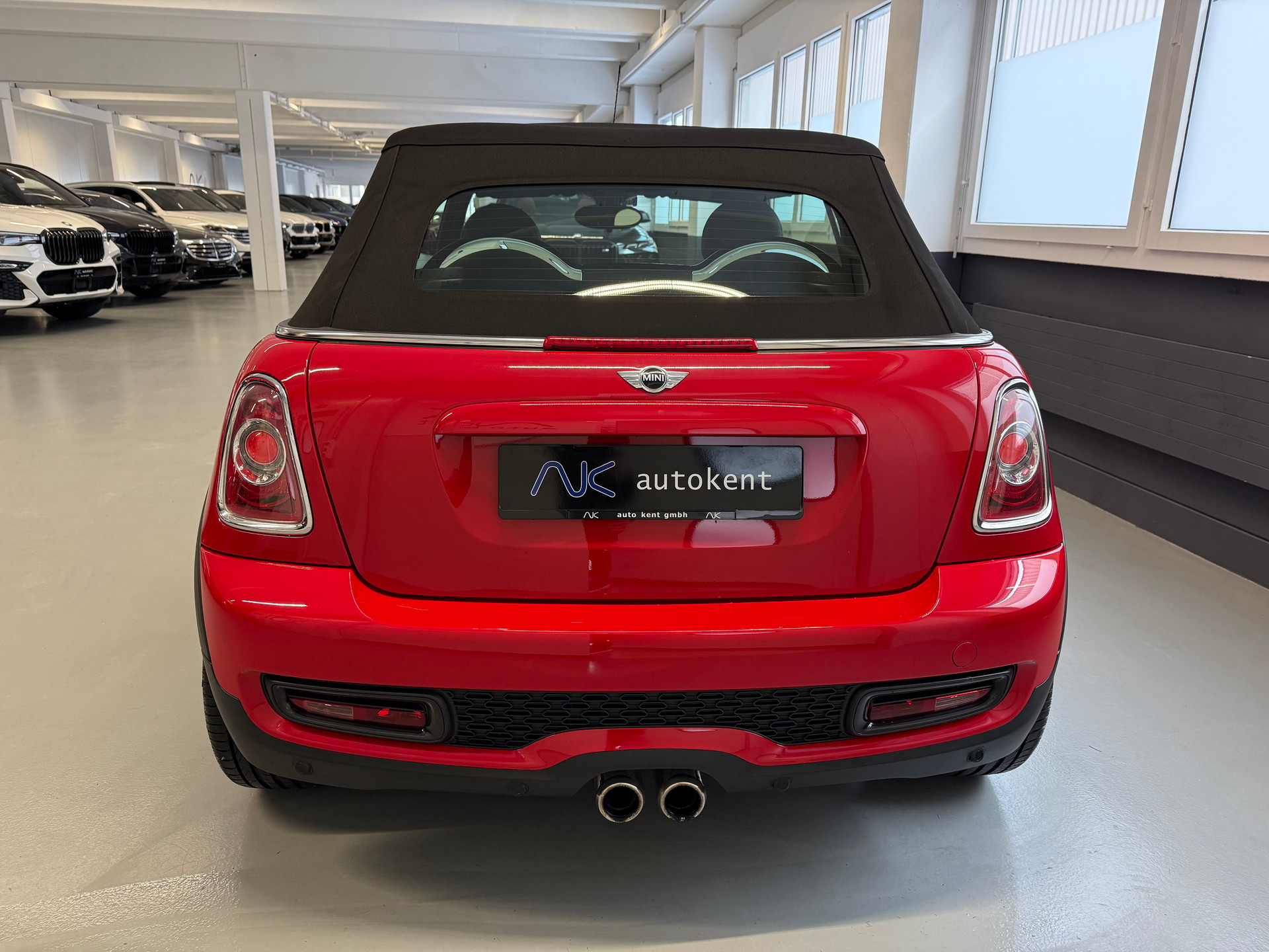 MINI Cooper S Cabriolet-image-12