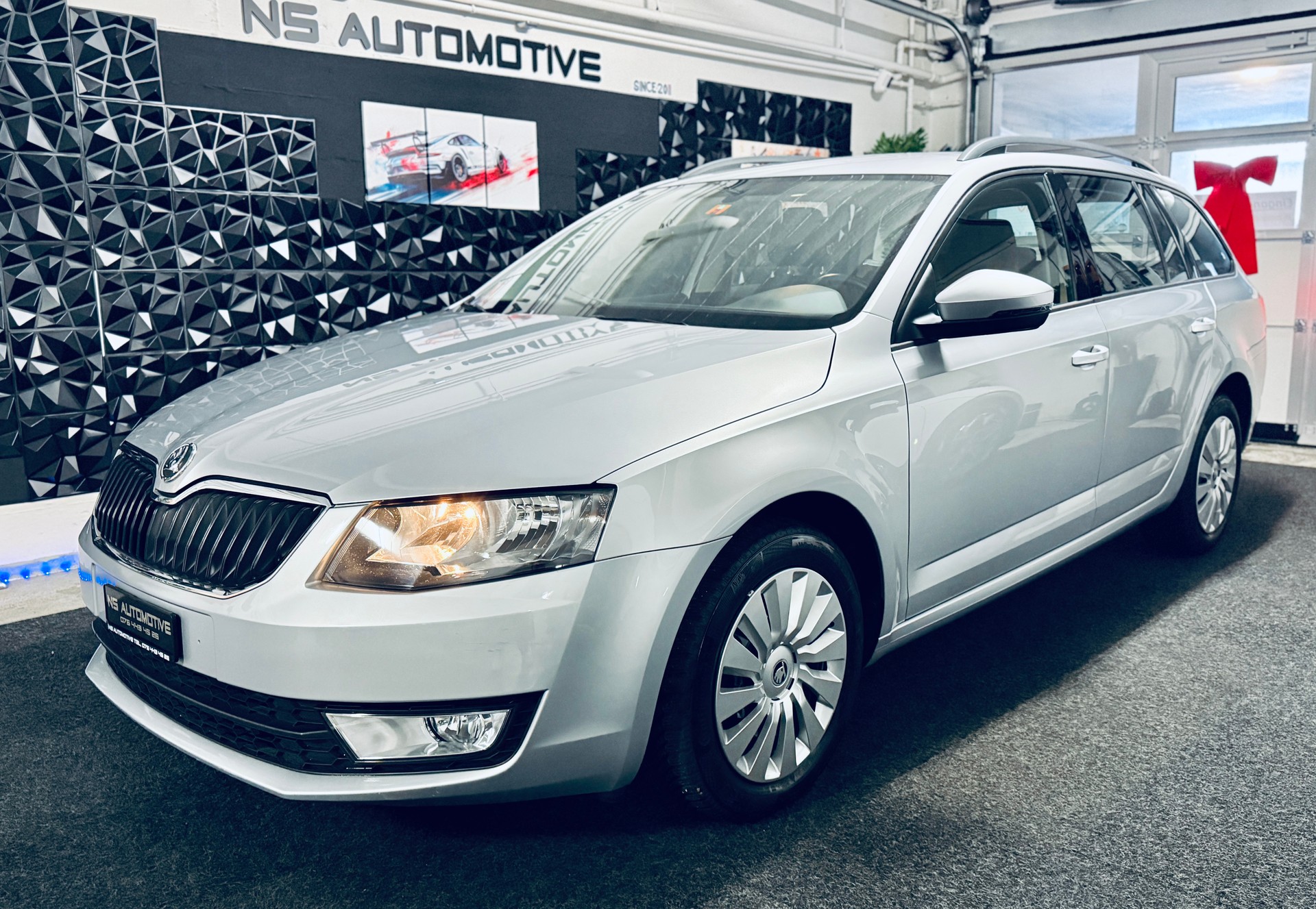 SKODA Octavia Combi 1.6 TDI Ambition DSG