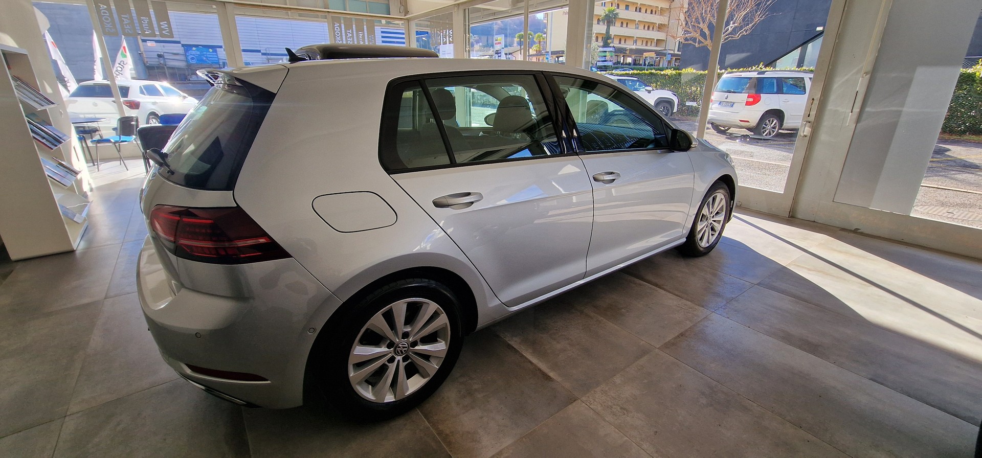 VW Golf 1.5 TSI EVO Highline DSG-image-1