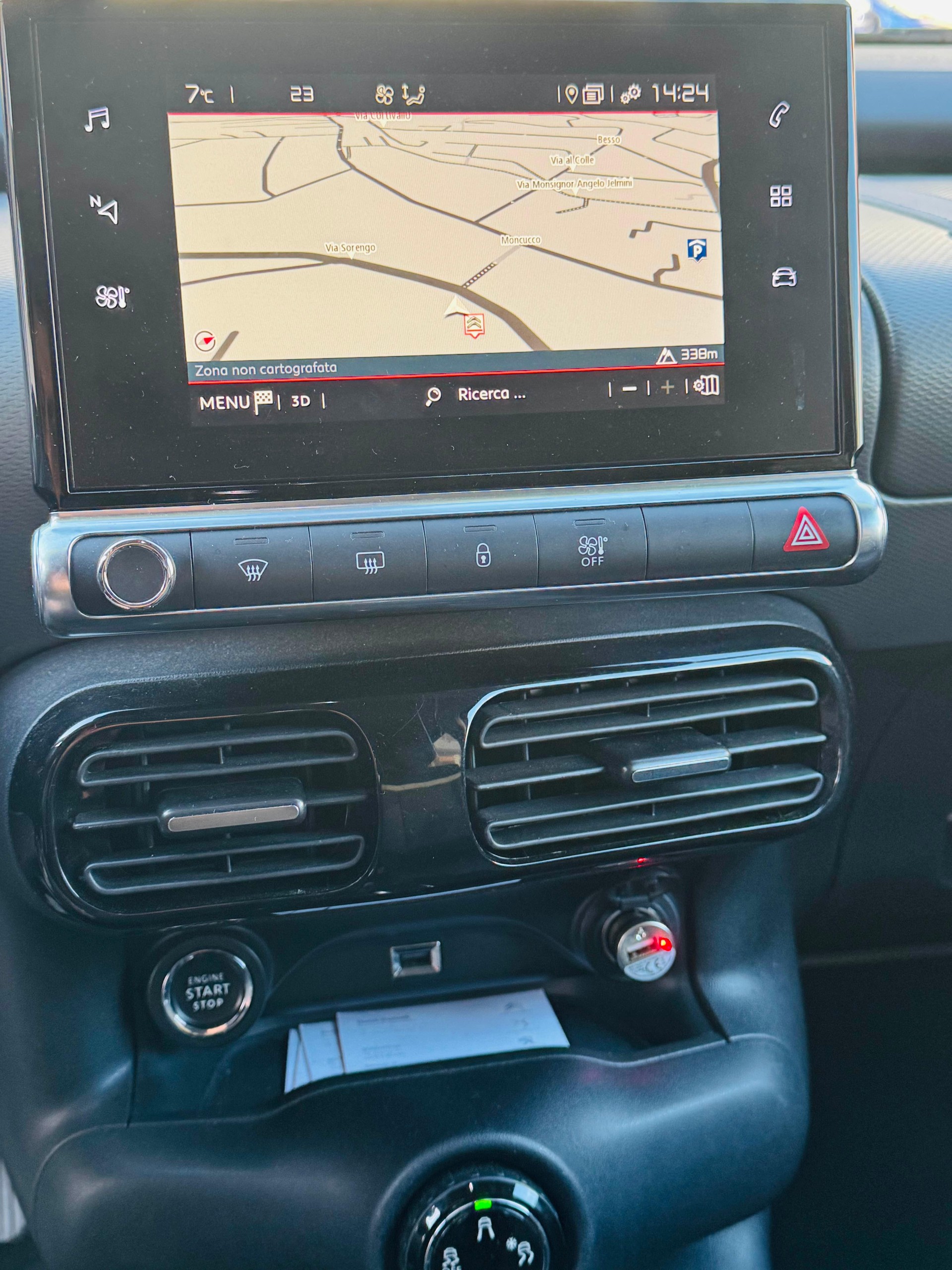 CITROEN C4 Cactus 1.2 PureTech Shine-image-12
