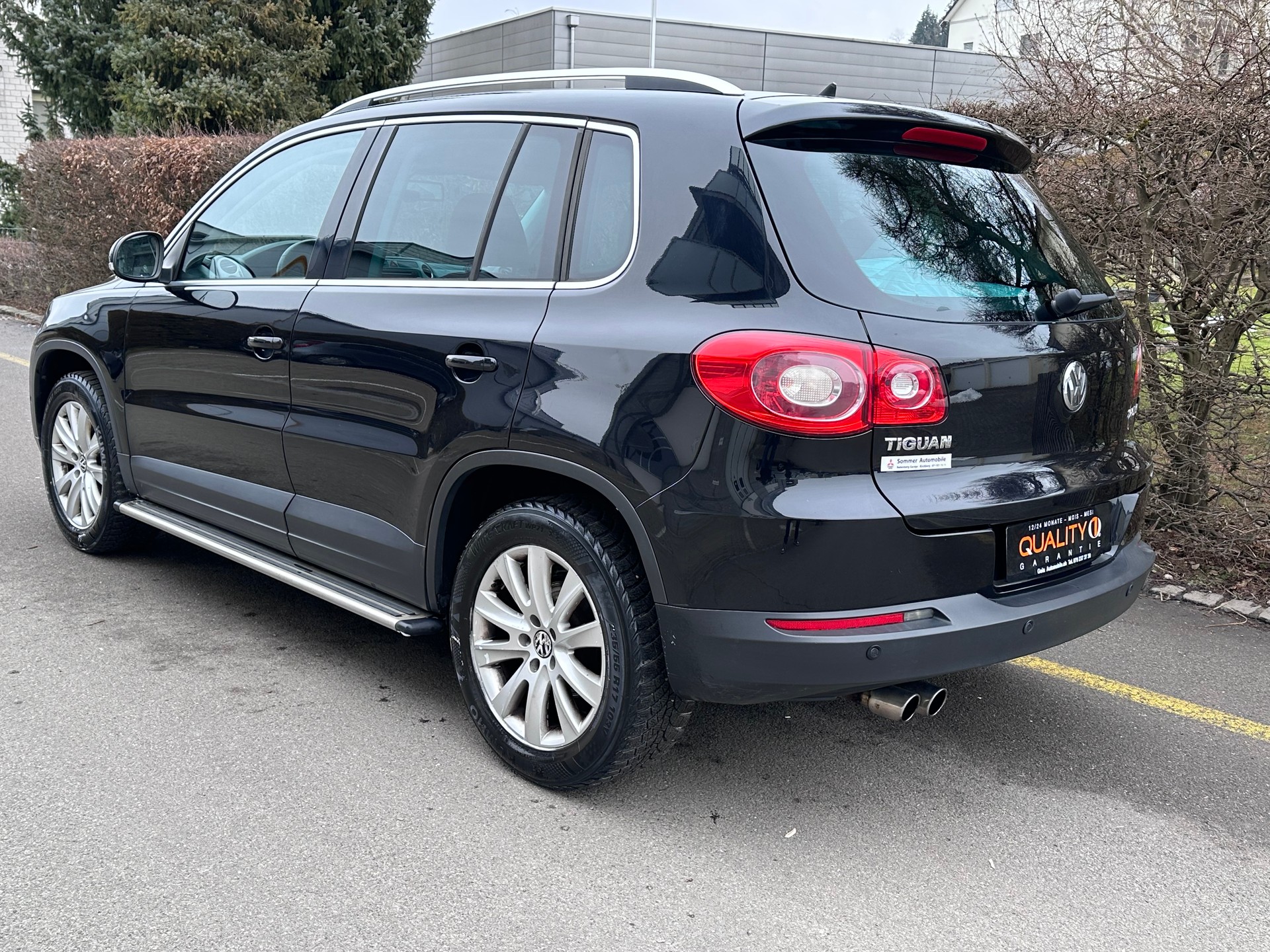 VW Tiguan 2.0 TSI Sport&Style-image-2