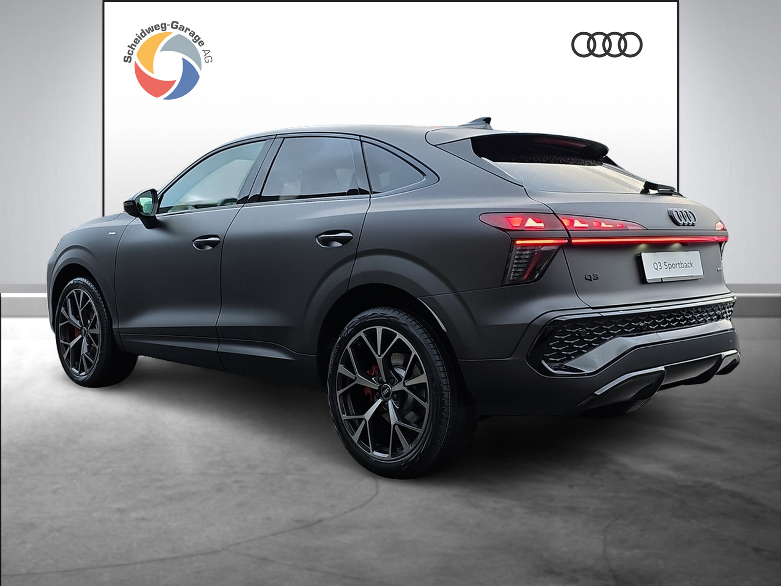 AUDI Q3 Sportback TFSI quattro 195 kW S tronic-image-12