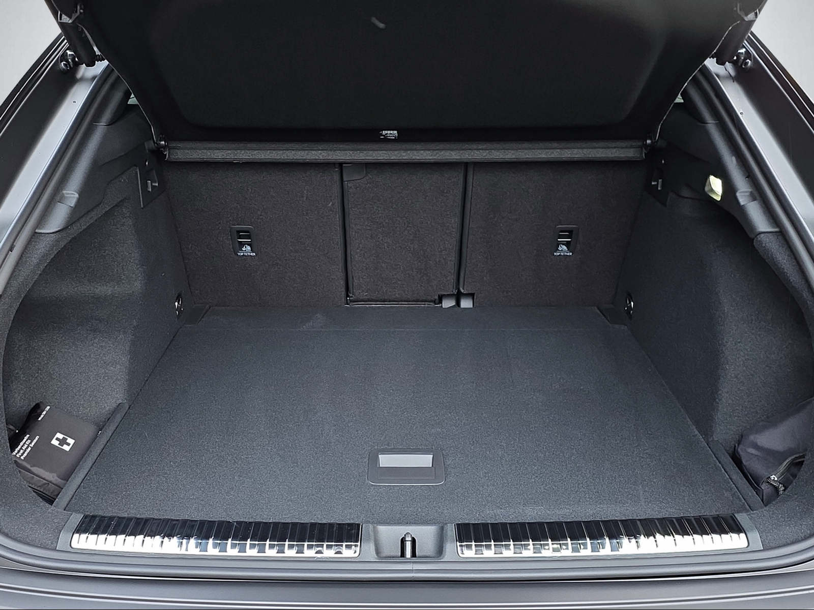 AUDI Q3 Sportback TFSI quattro 195 kW S tronic-image-11