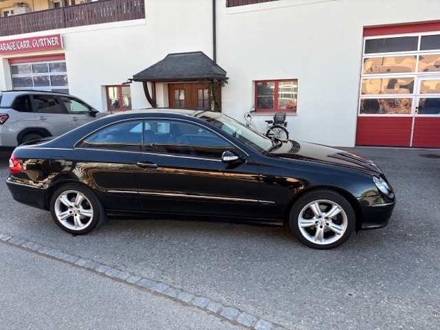 MERCEDES-BENZ CLK 320 Avantgarde Automatic Designo-image-6