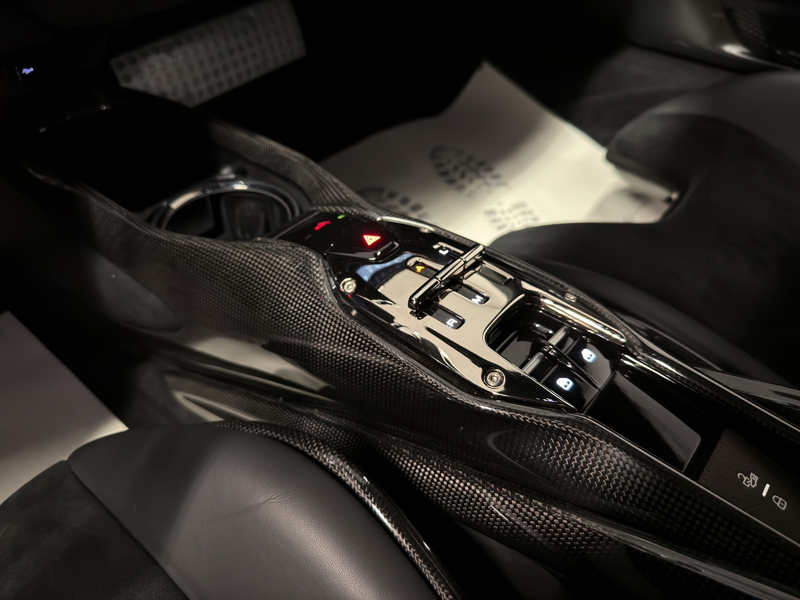 FERRARI SF90 Stradale Assetto-Fiorano-image-9