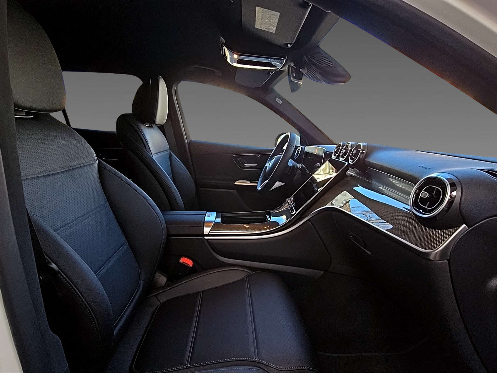 MERCEDES-BENZ GLC 200 4Matic-image-14