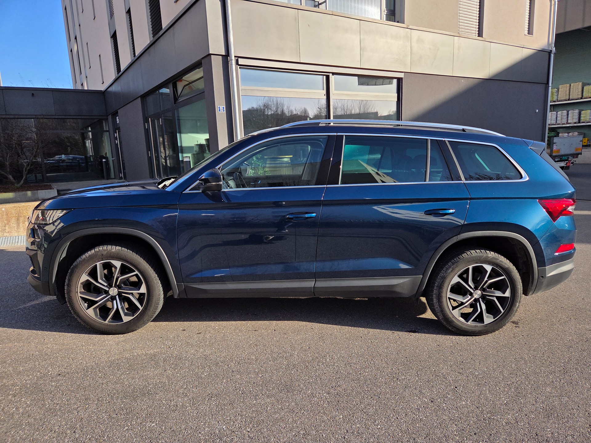 SKODA KODIAQ 7 places-image-1