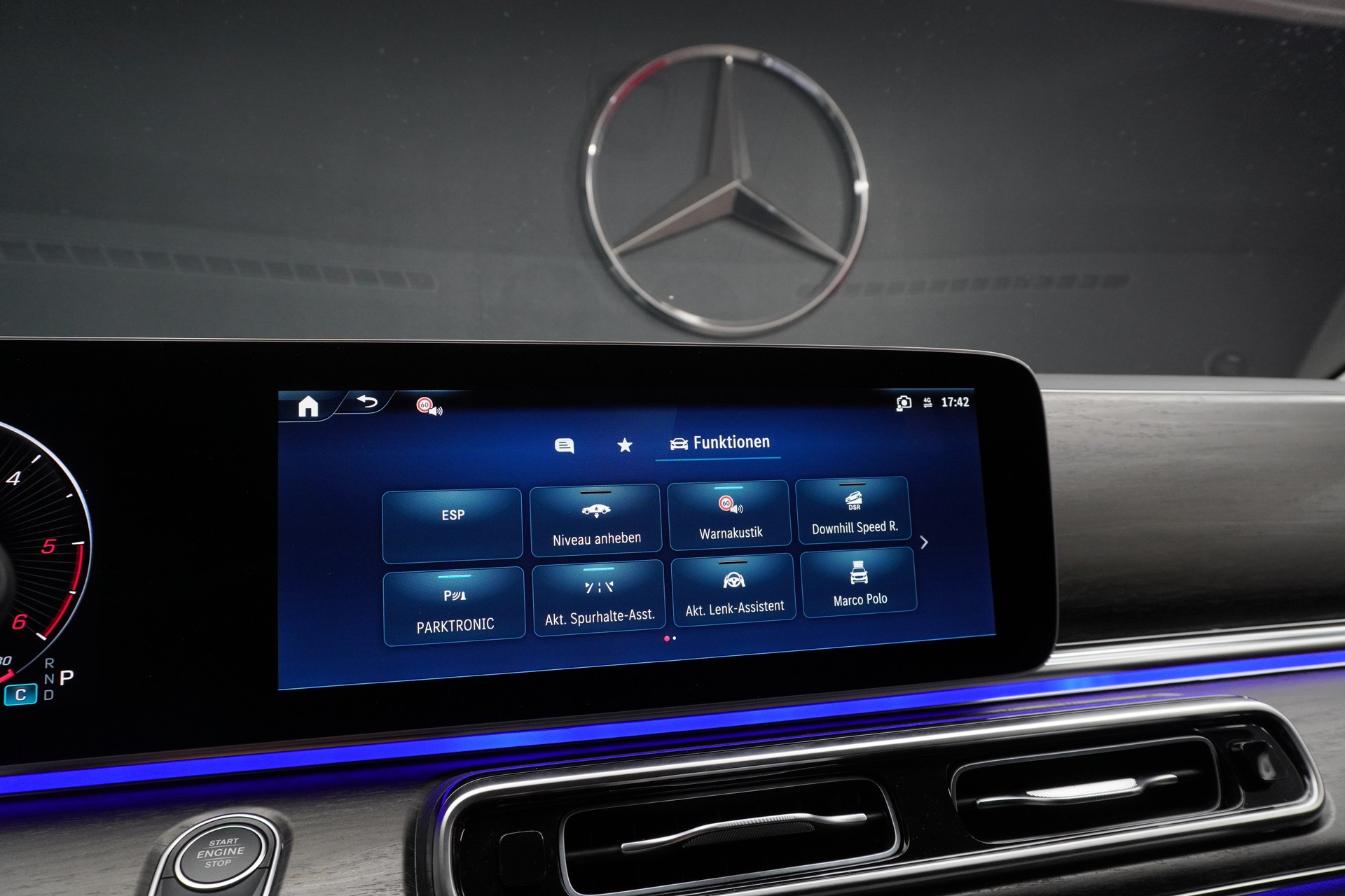 MERCEDES-BENZ Marco Polo 300 d 4M A-image-10