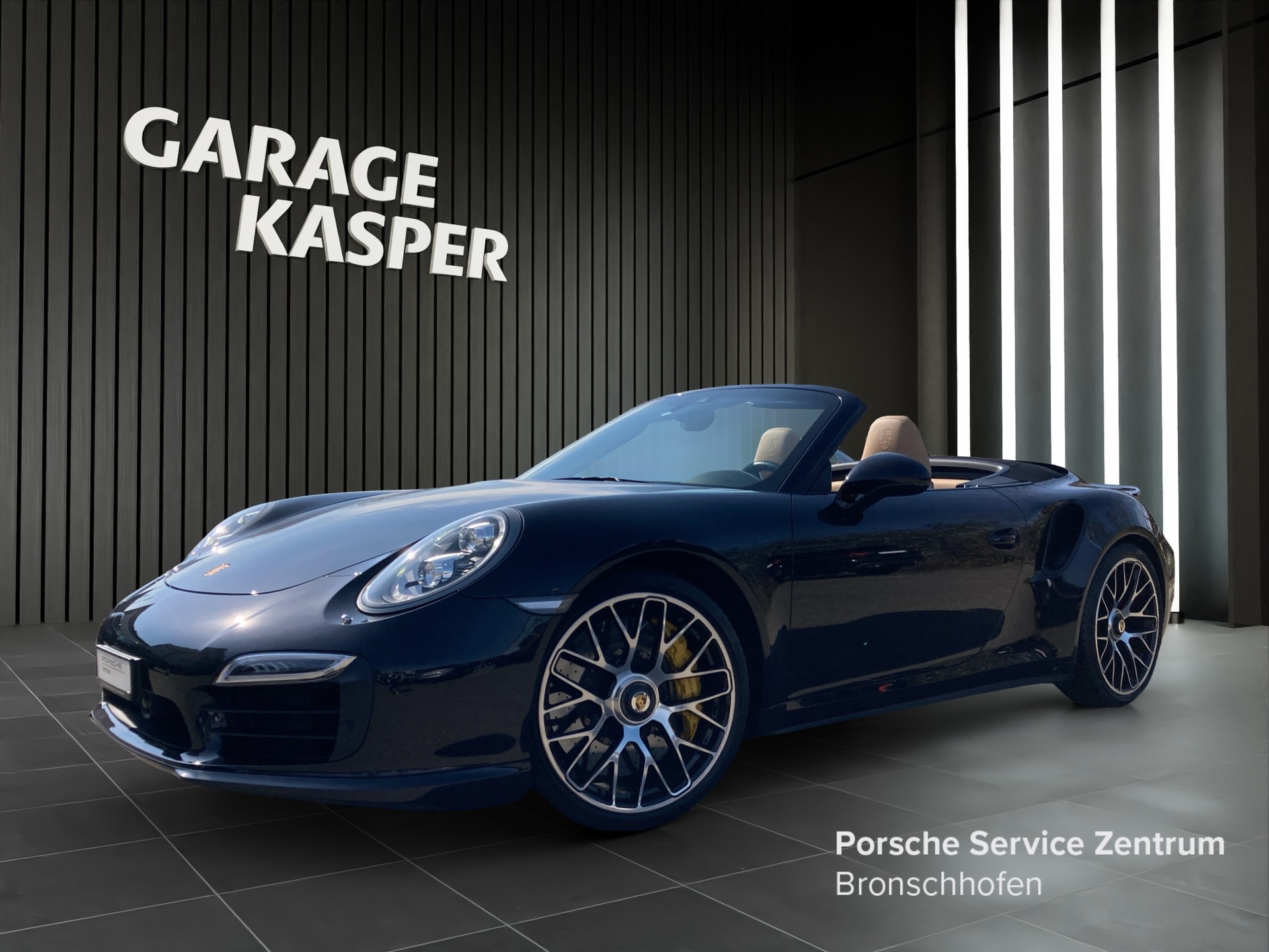 PORSCHE 911 Turbo S Cabriolet-image-0