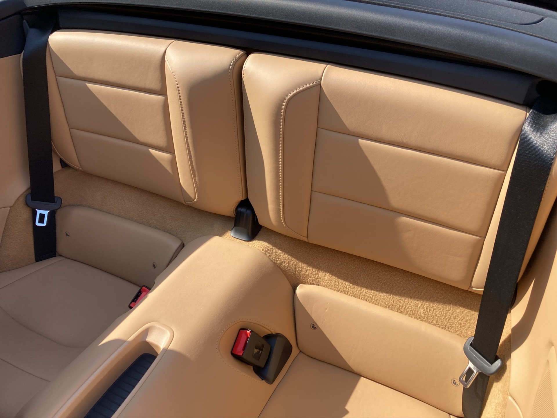PORSCHE 911 Turbo S Cabriolet-image-11