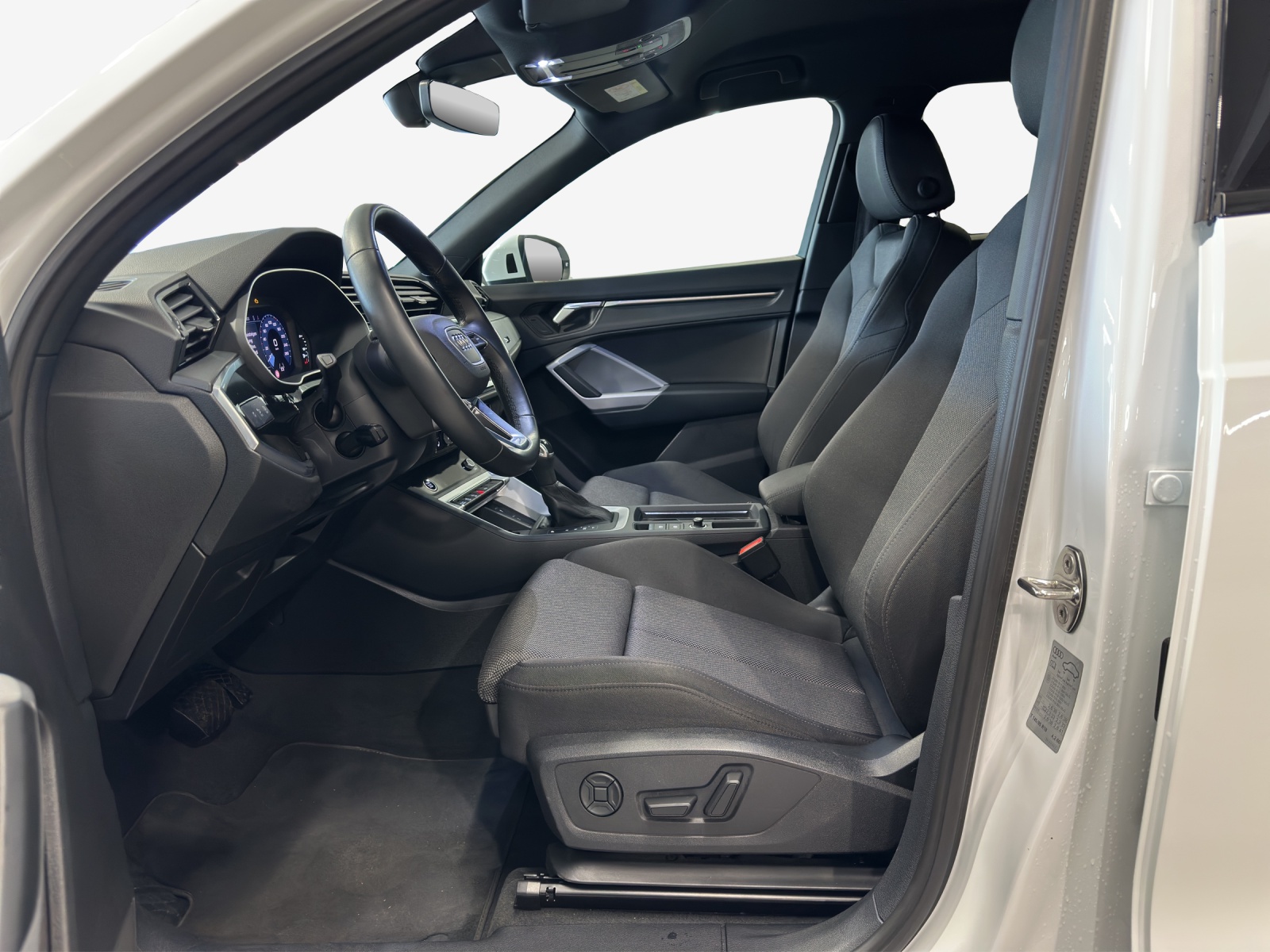 AUDI Q3 35 TFSI advanced Attraction S-tronic-image-7