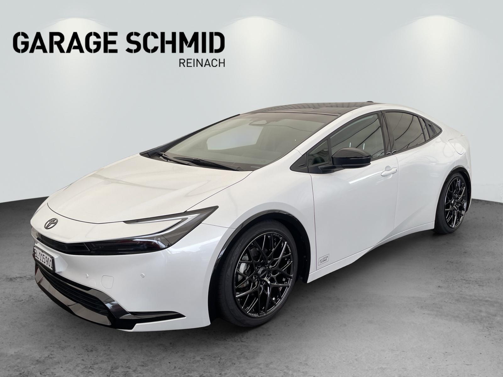 TOYOTA Prius 2.0 Plug-In-Hybrid Style