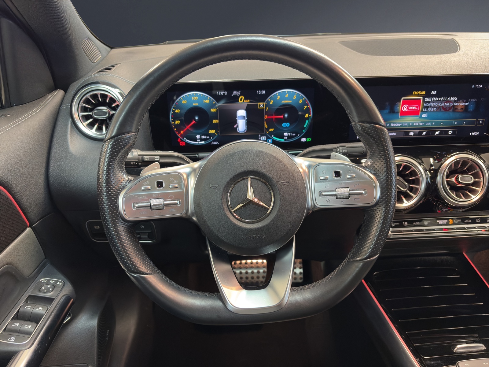 Image MERCEDES-BENZ GLA-250 GLA 250e AMG Line 8G-DCT