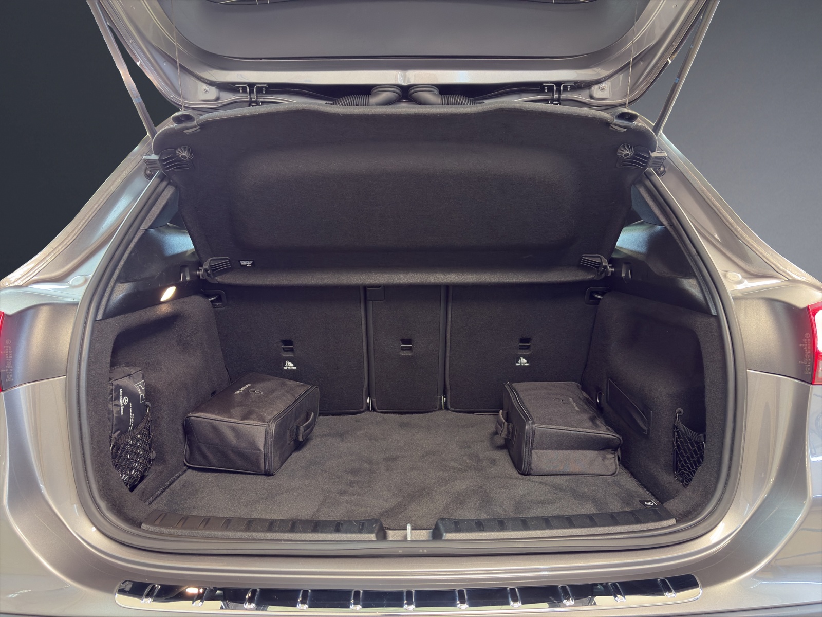 Image MERCEDES-BENZ GLA-250 GLA 250e AMG Line 8G-DCT