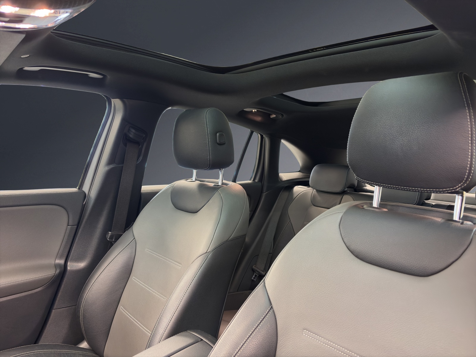Image MERCEDES-BENZ GLA-250 GLA 250e AMG Line 8G-DCT