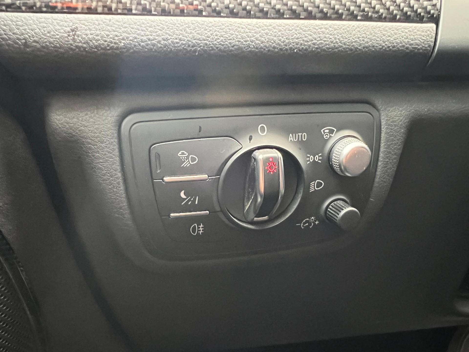 AUDI A6 allroad 3.0 BiTDI V6 quattro tiptronic-image-23