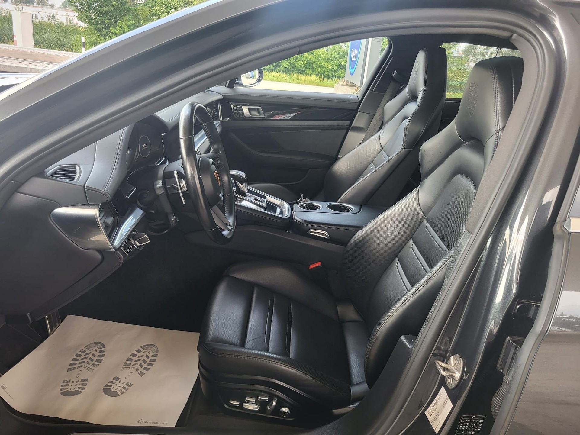 PORSCHE Panamera 4S Executive E-Hybrid PDK-image-9