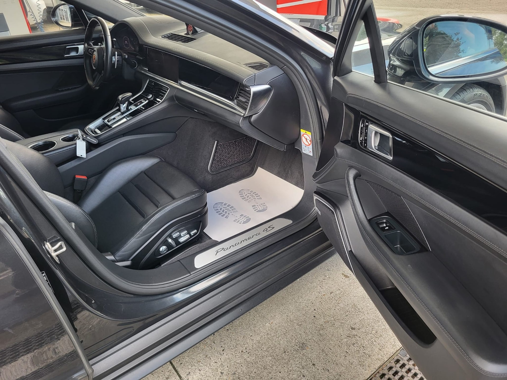 PORSCHE Panamera 4S Executive E-Hybrid PDK-image-10