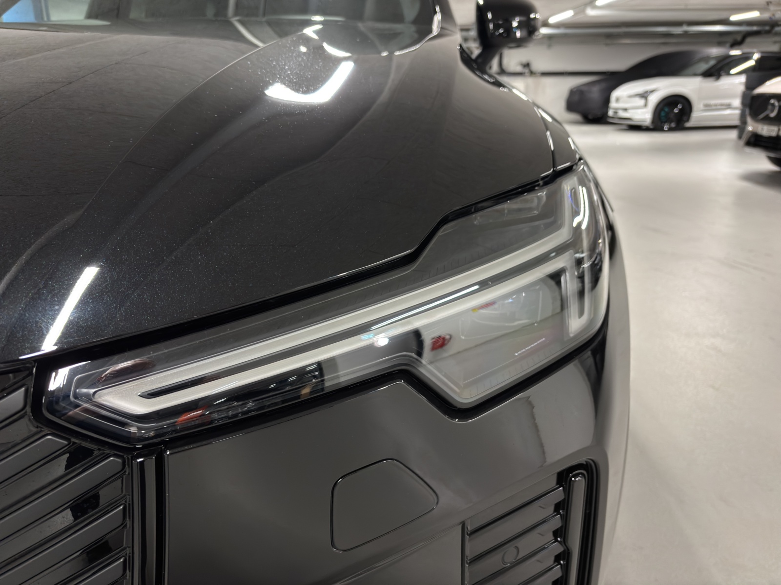 VOLVO XC90 2.0 T8 TE XCLUSIVE Edition Dark eAWD-image-11