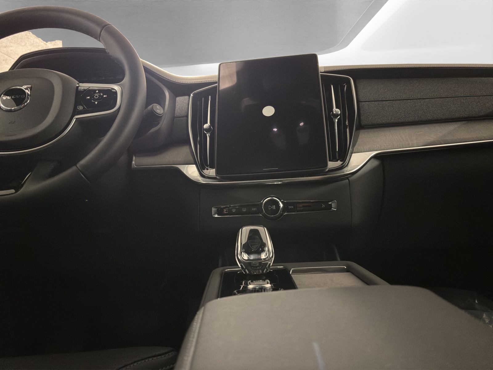 VOLVO XC90 2.0 T8 TE XCLUSIVE Edition Dark eAWD-image-9