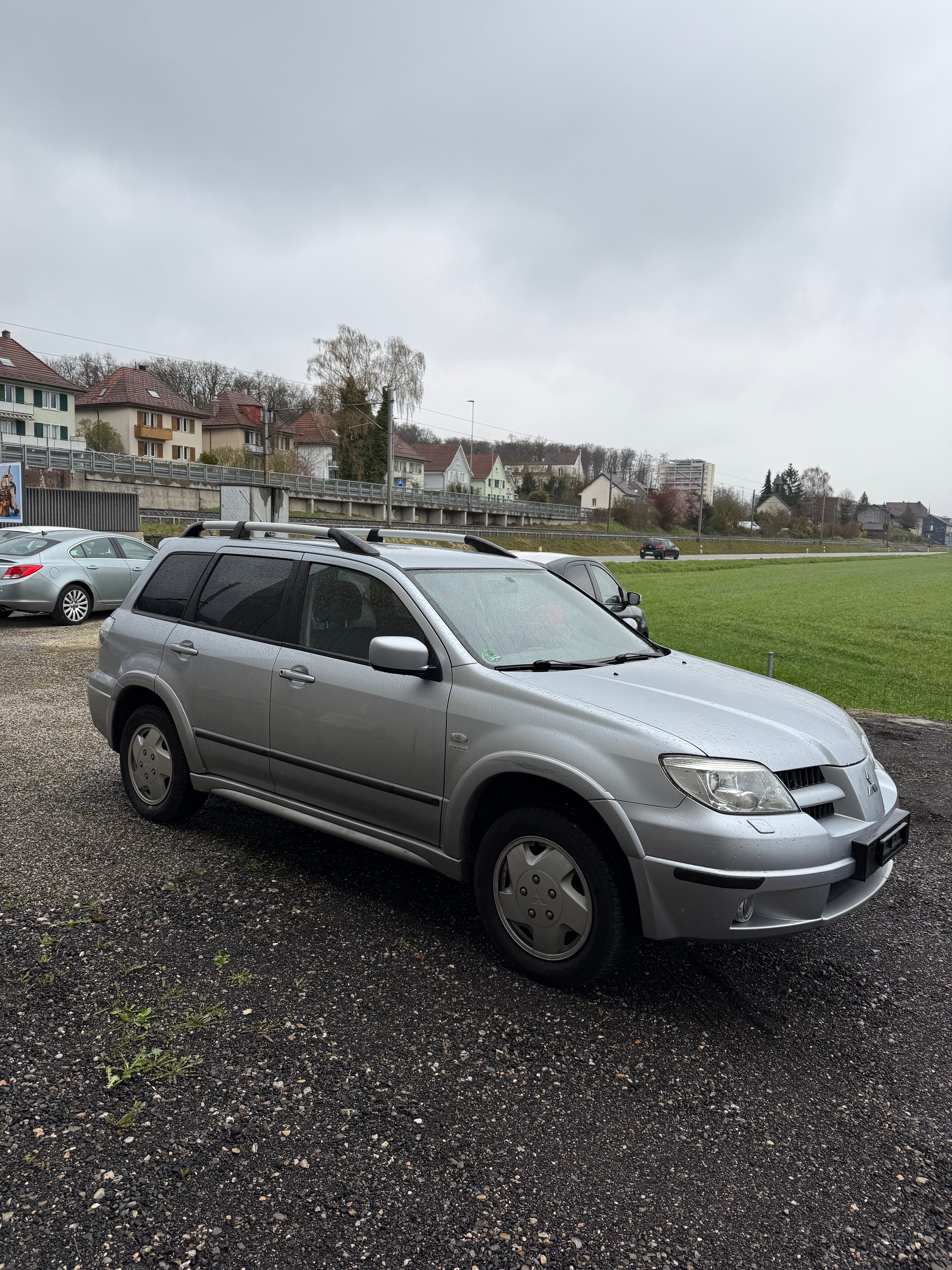 MITSUBISHI Outlander 2.4 16V Intense-image-1