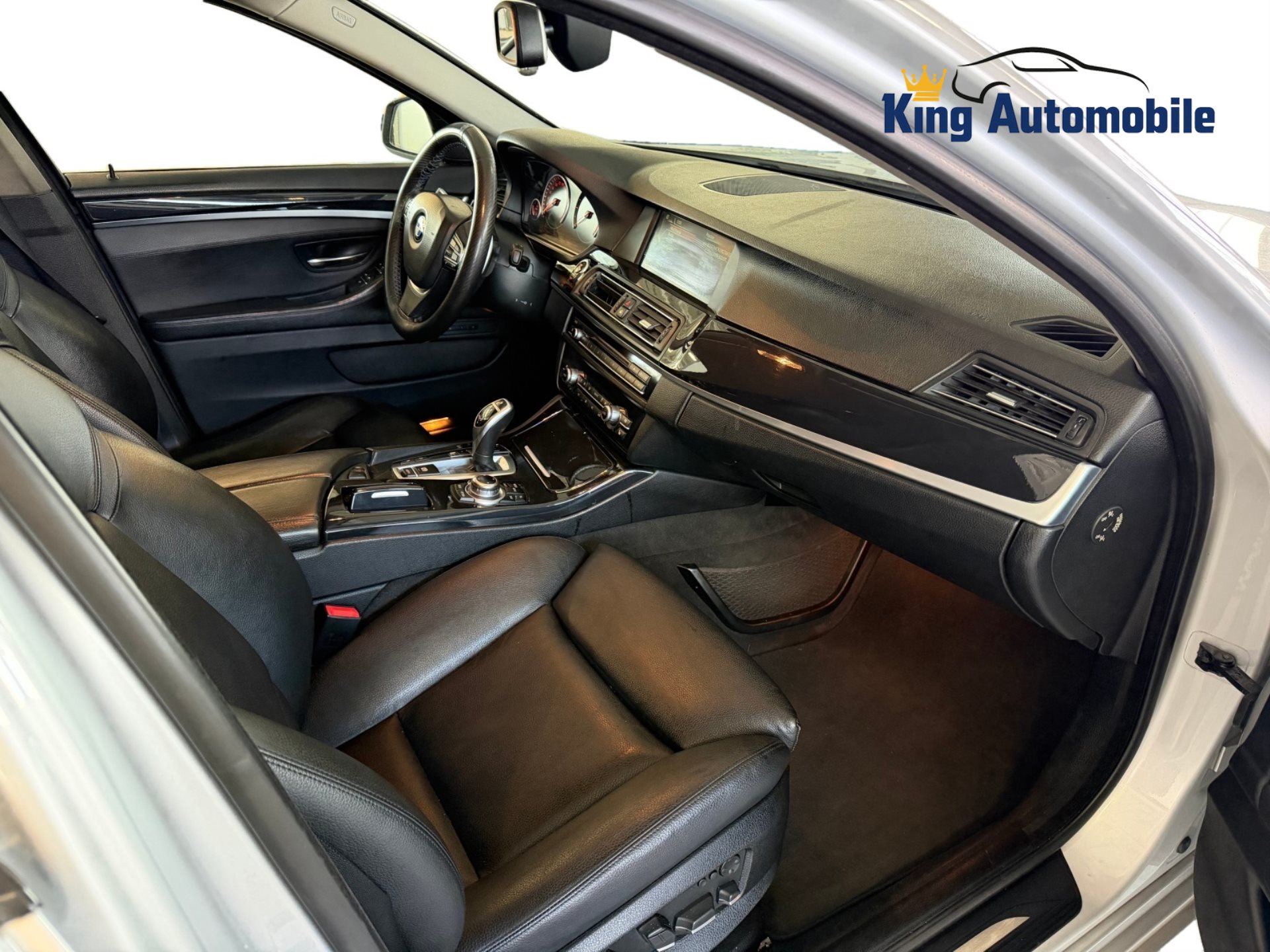 BMW 525d xDrive Touring Steptronic-image-8