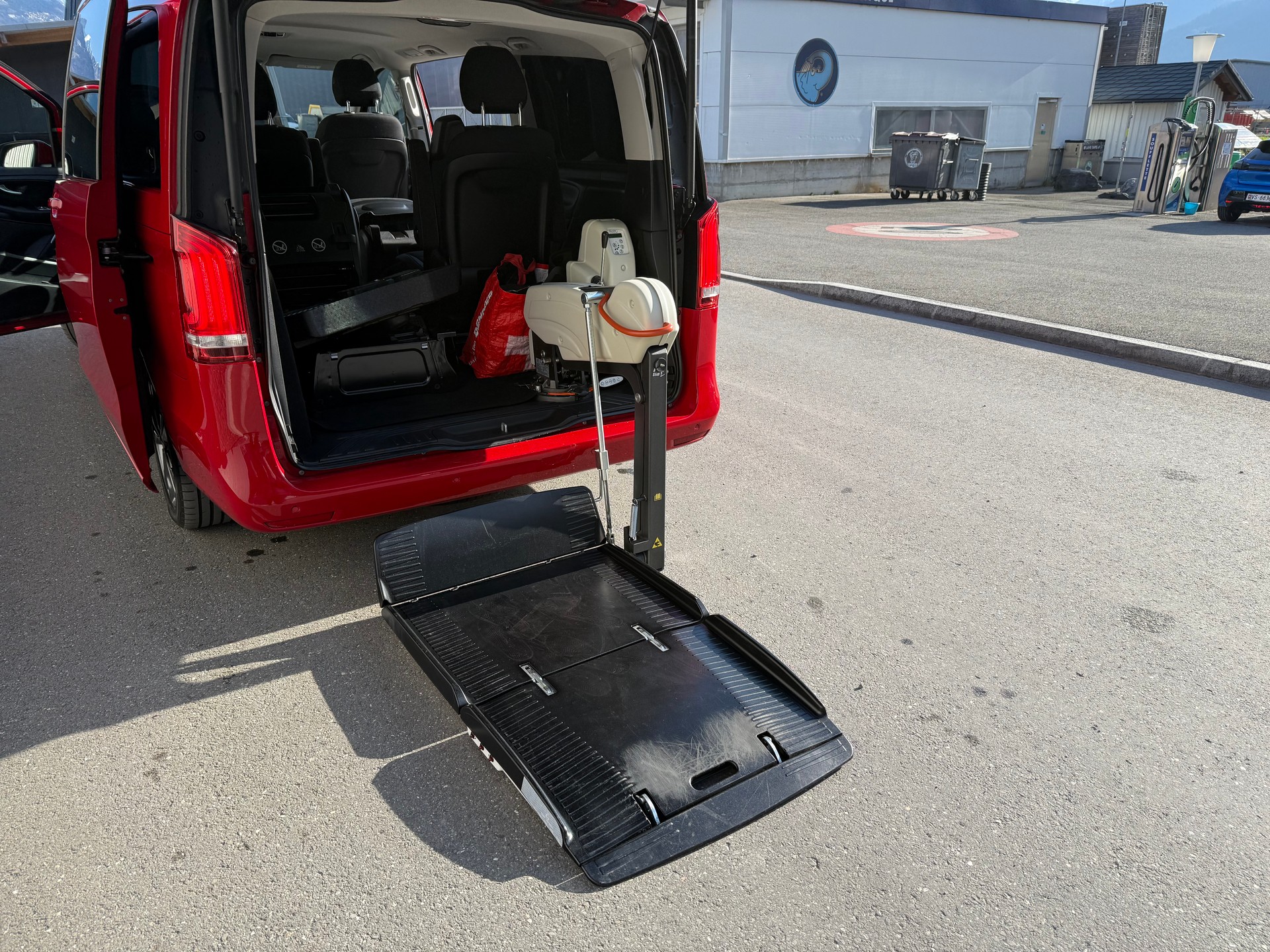 MERCEDES-BENZ V 250 d Trend lang 4Matic 7G-Tronic HANDICAP TOTALEMENT-image-47