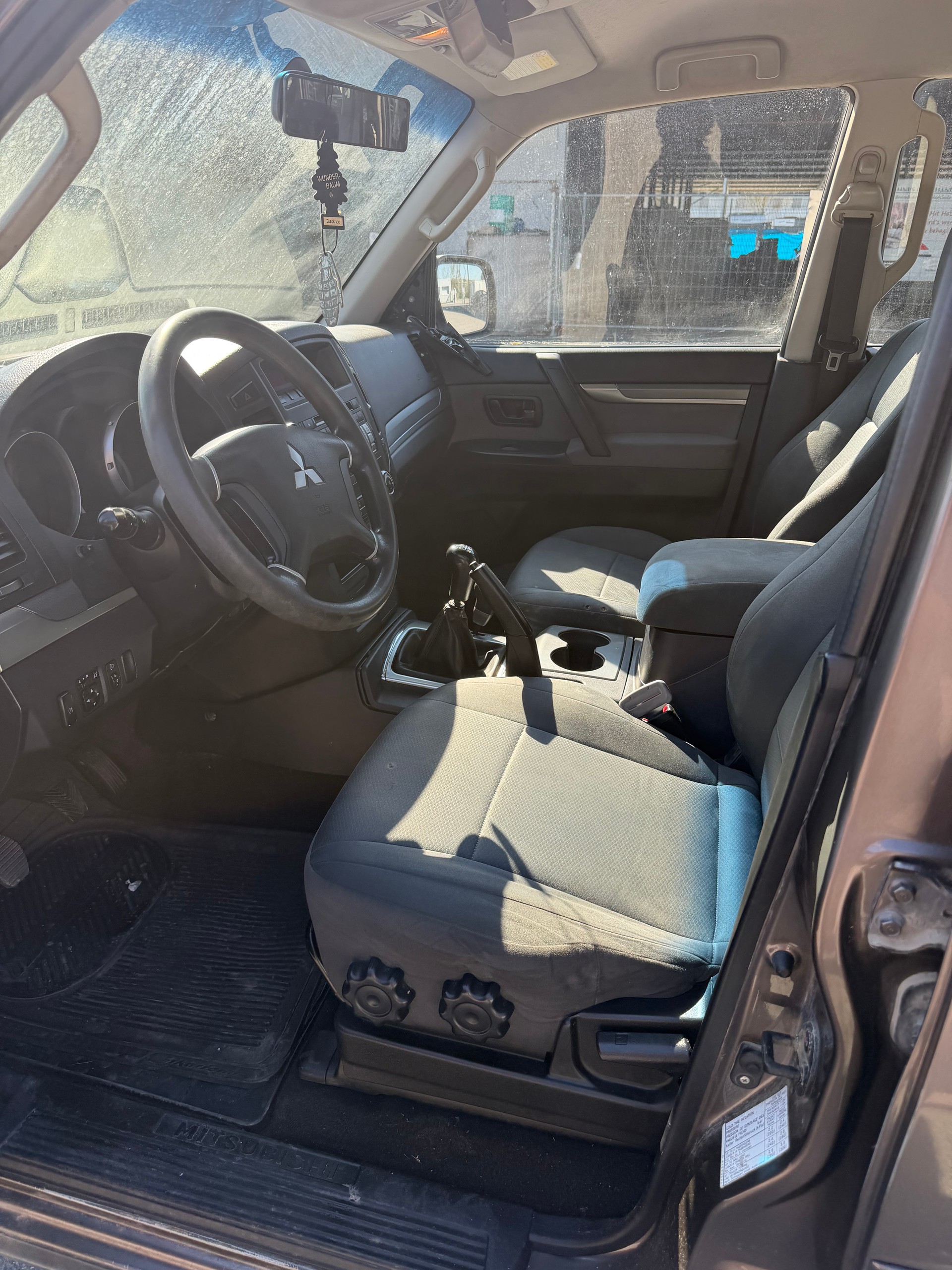MITSUBISHI Pajero 3.2 DI-D Swiss Professional-image-4