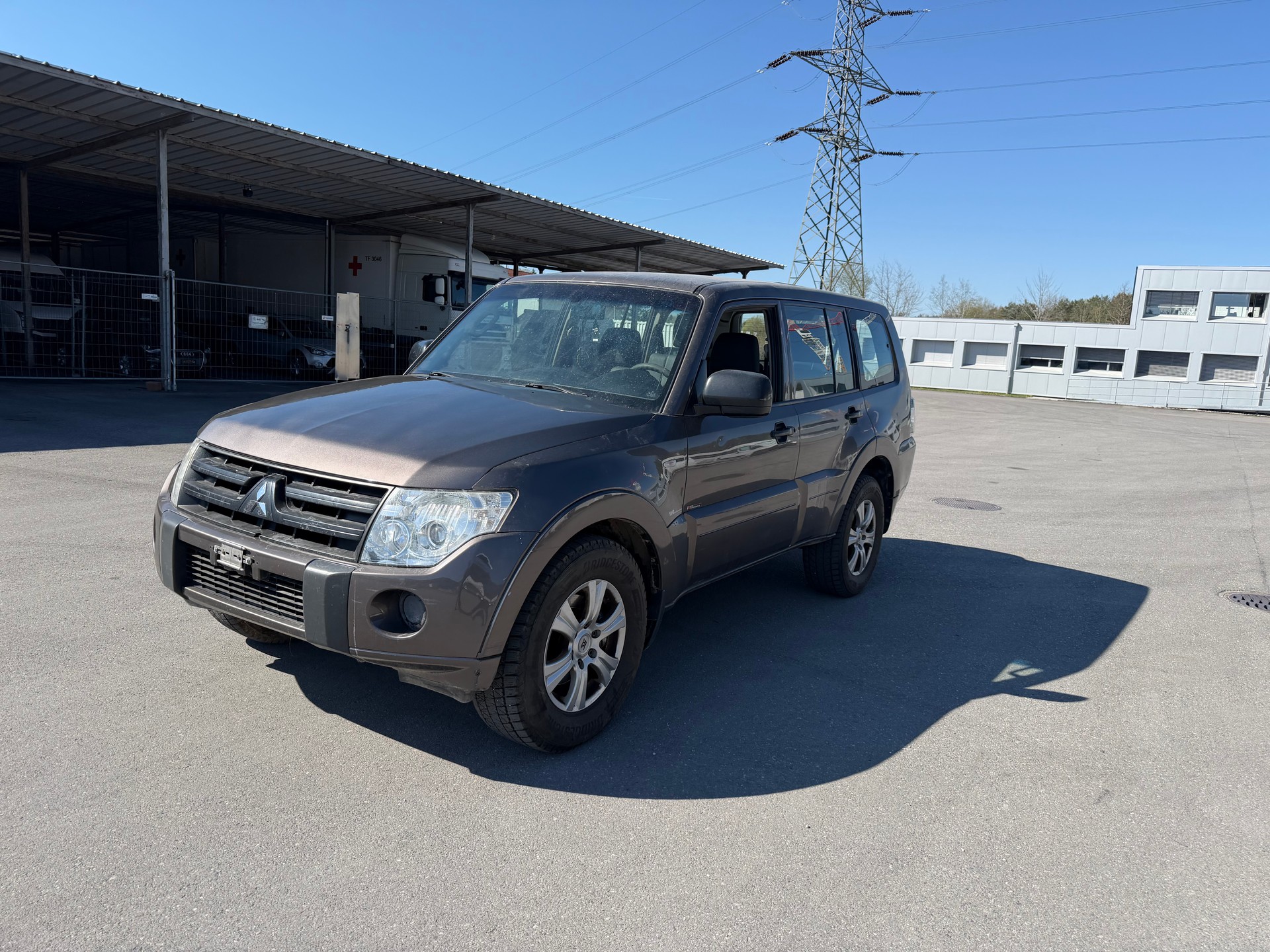 MITSUBISHI Pajero 3.2 DI-D Swiss Professional-image-0