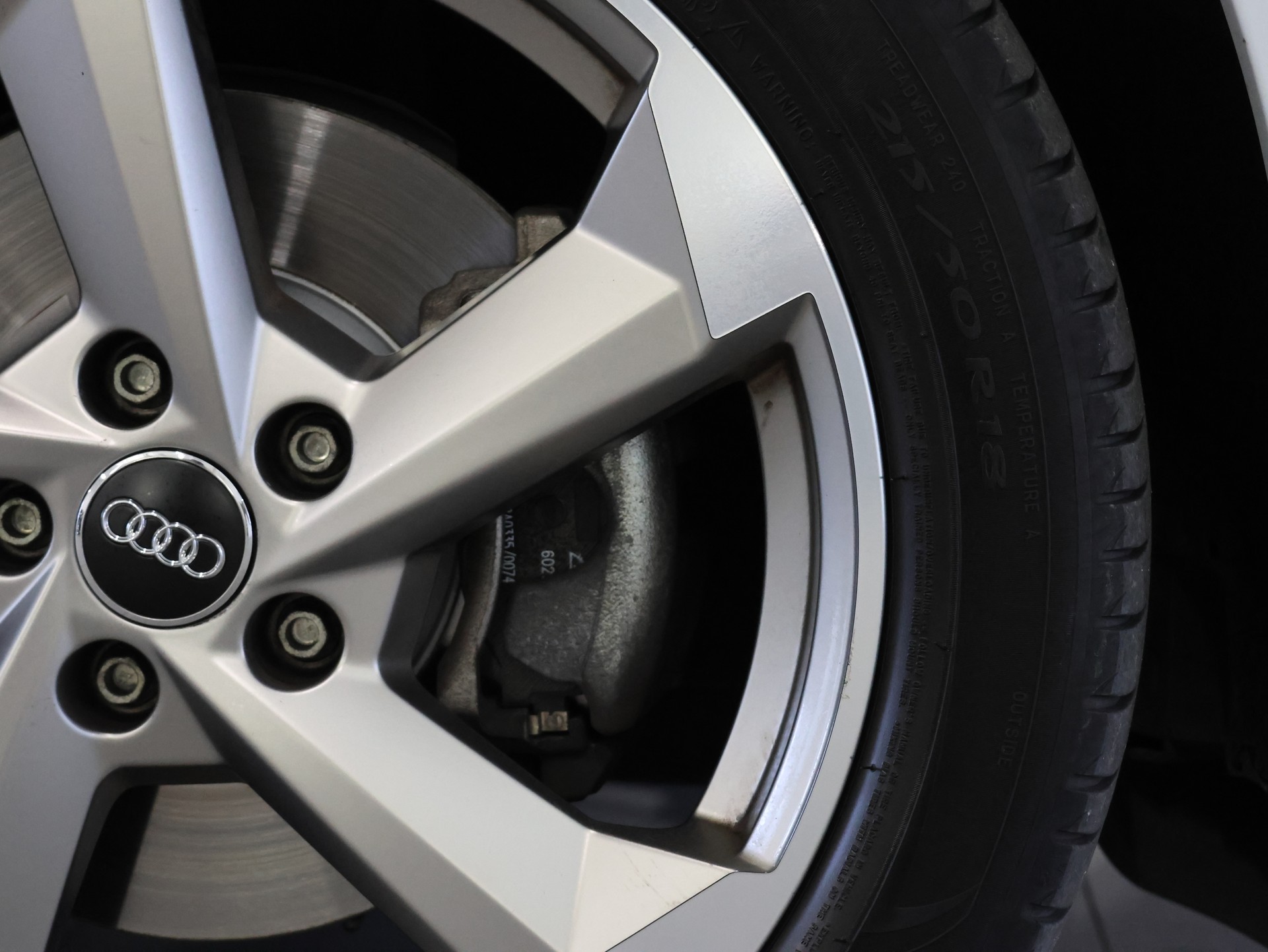 AUDI Q2 2.0 TDI sport quattro *S-Line*-image-14