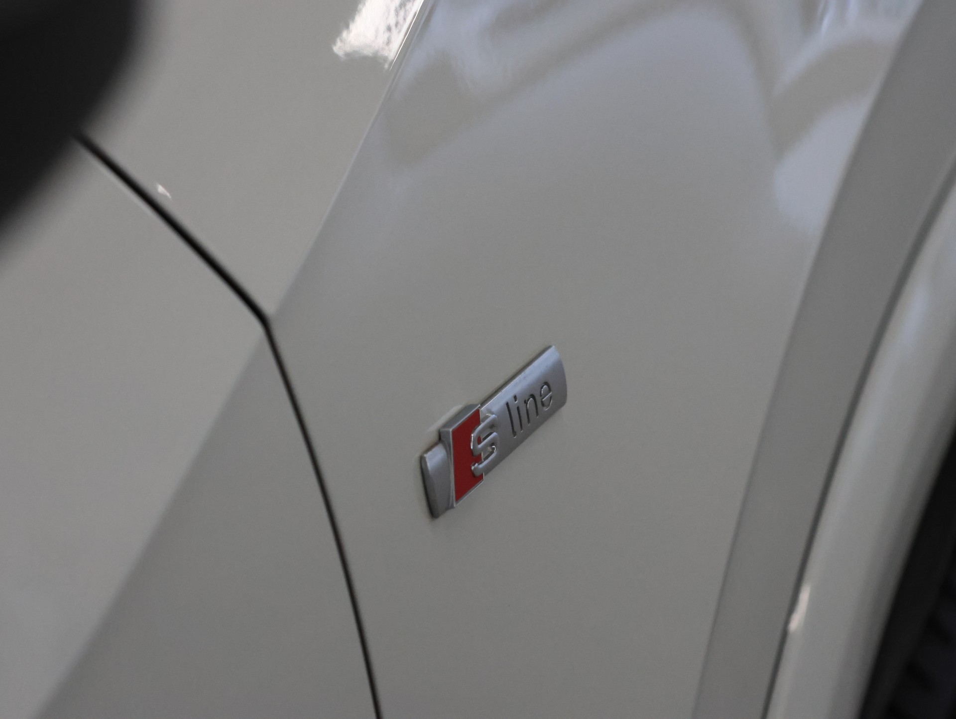 AUDI Q2 2.0 TDI sport quattro *S-Line*-image-15