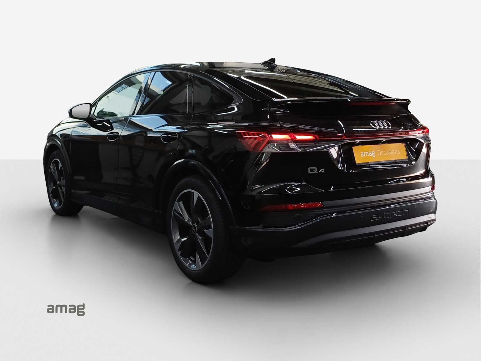 AUDI Q4 Sportback e-tron 40-image-3
