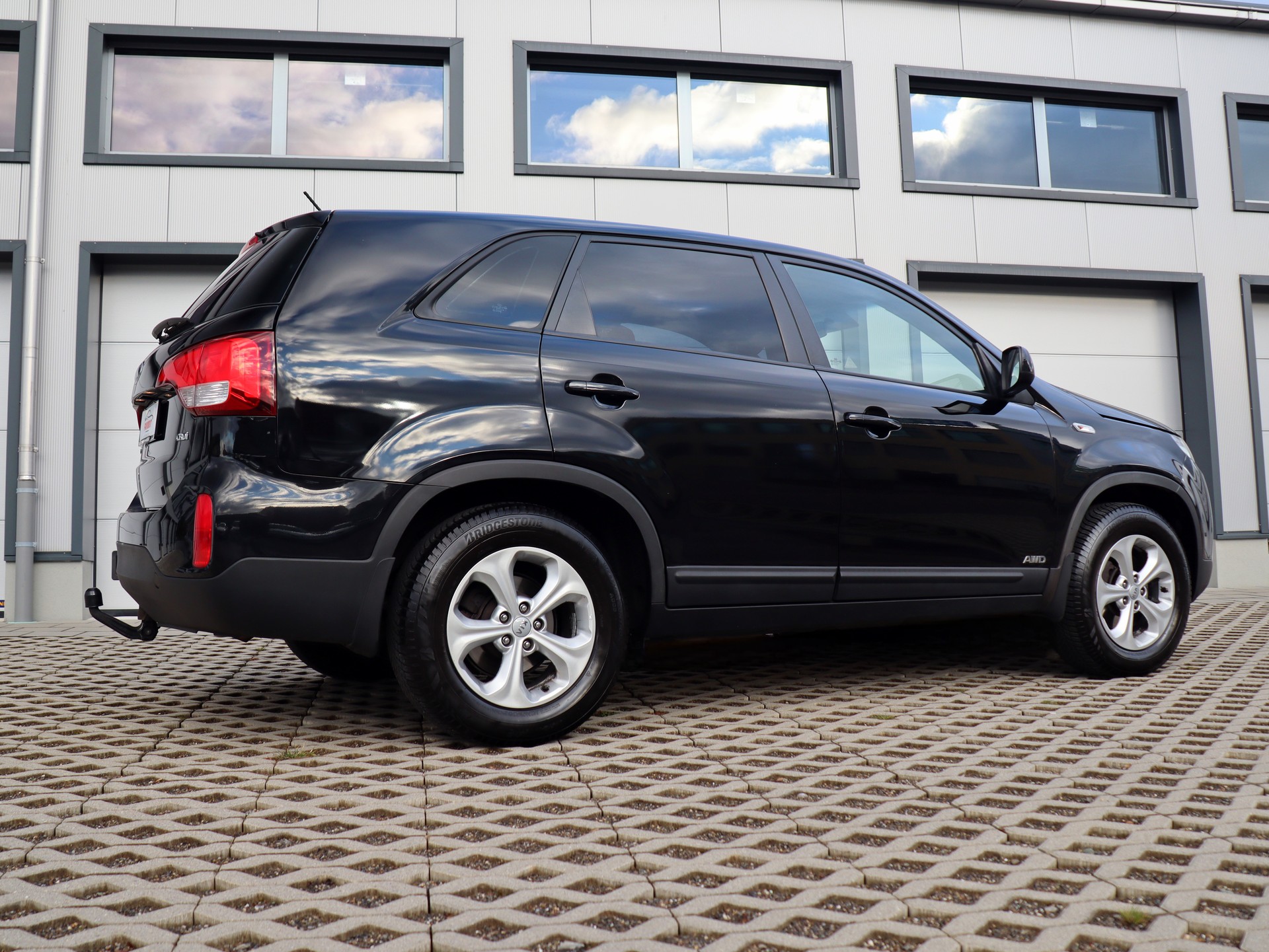 KIA Sorento 2.2 CRDI LX Automatic 7 Sitze (CH)-image-2