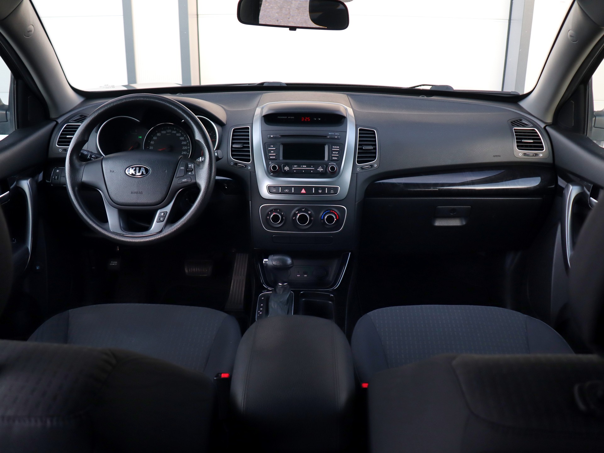 KIA Sorento 2.2 CRDI LX Automatic 7 Sitze (CH)-image-5