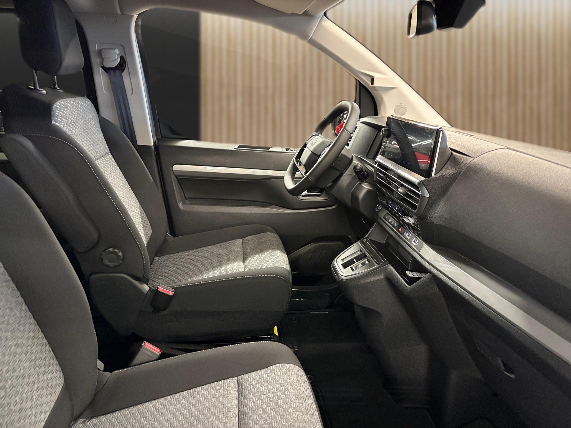 TOYOTA PROACE Verso L1 2.2 D Trend-image-14