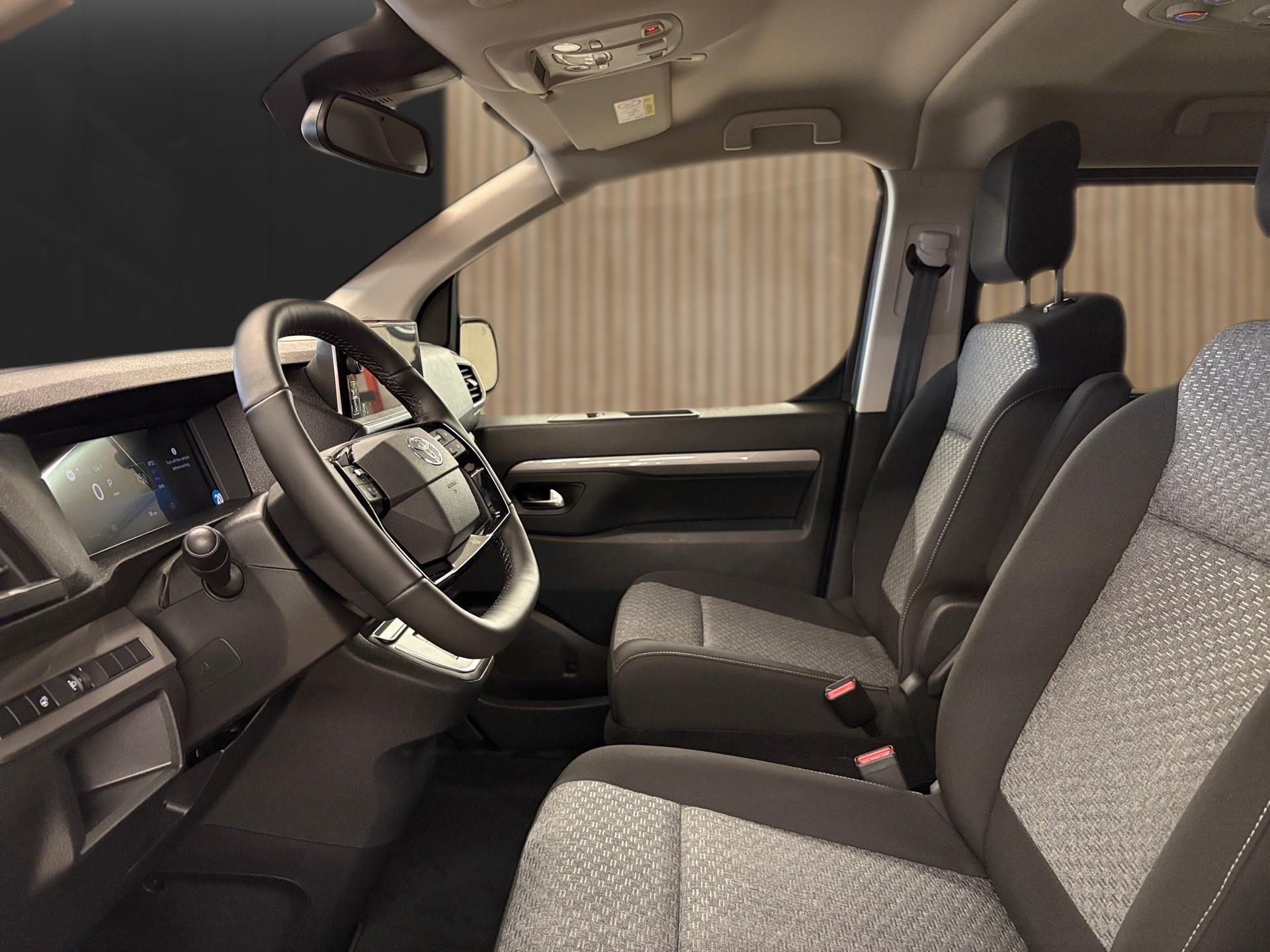 TOYOTA PROACE Verso L1 2.2 D Trend-image-10