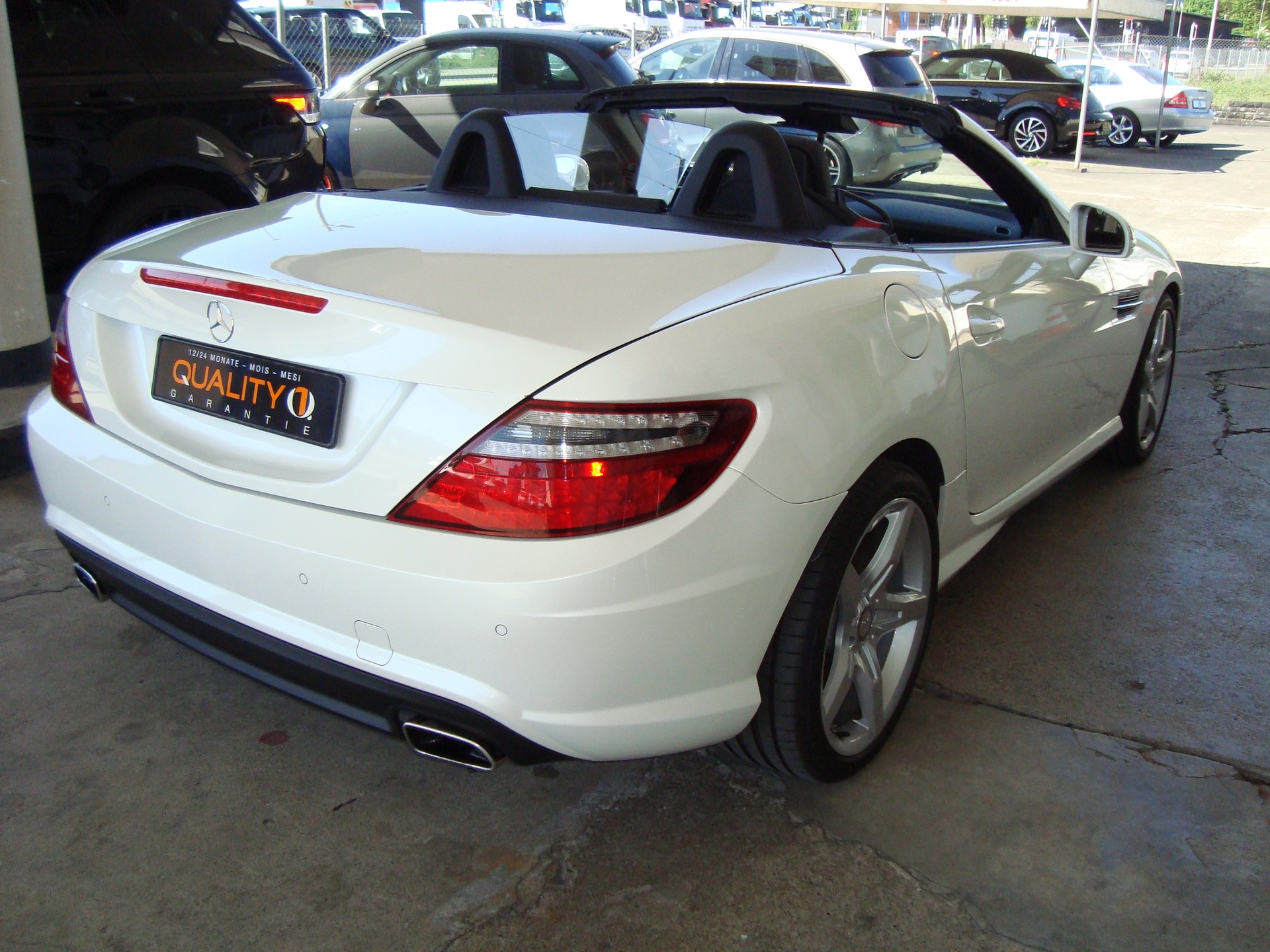 MERCEDES-BENZ SLK 250 7G-Tronic AMG Line-image-5