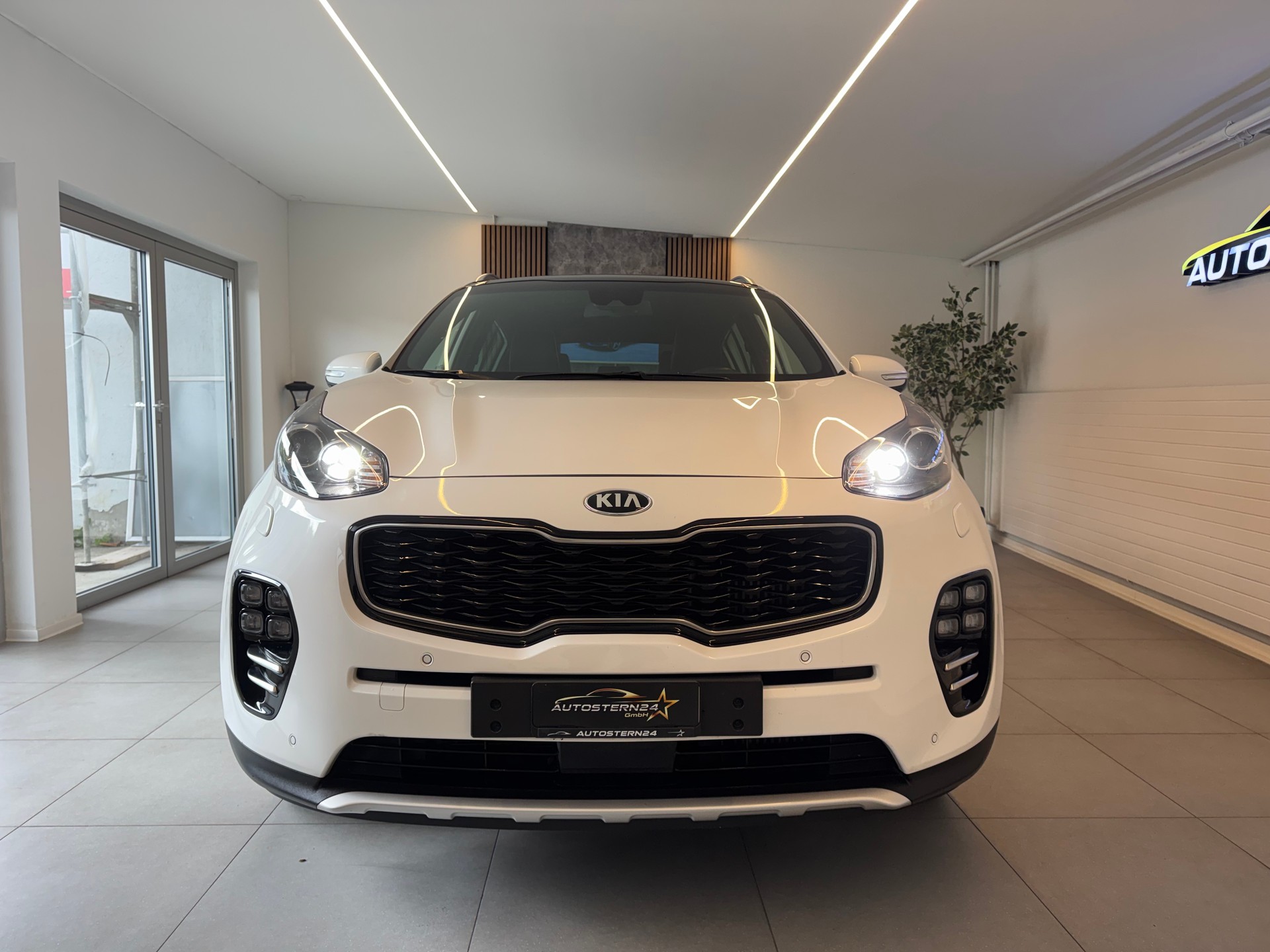 KIA Sportage 1.6 T-GDi Style GT Line 4WD Automat*CH-Fahrzeug*-image-2