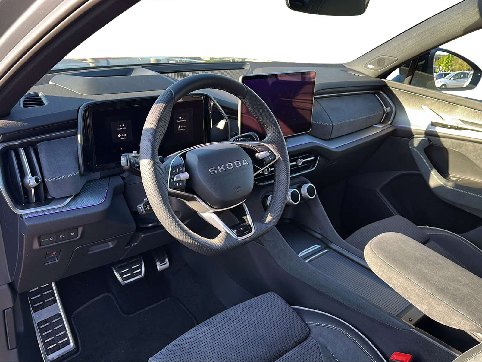 SKODA Kodiaq 1.5 TSI PHEV Sportline-showroom-element-3