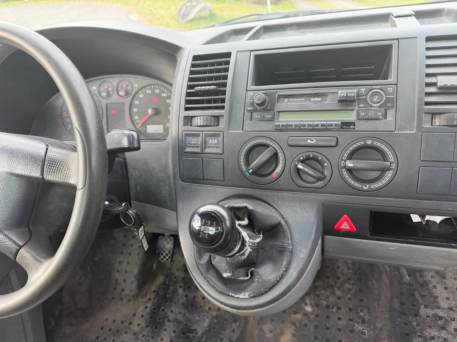 VW T5 1.9 TDI PD-image-5
