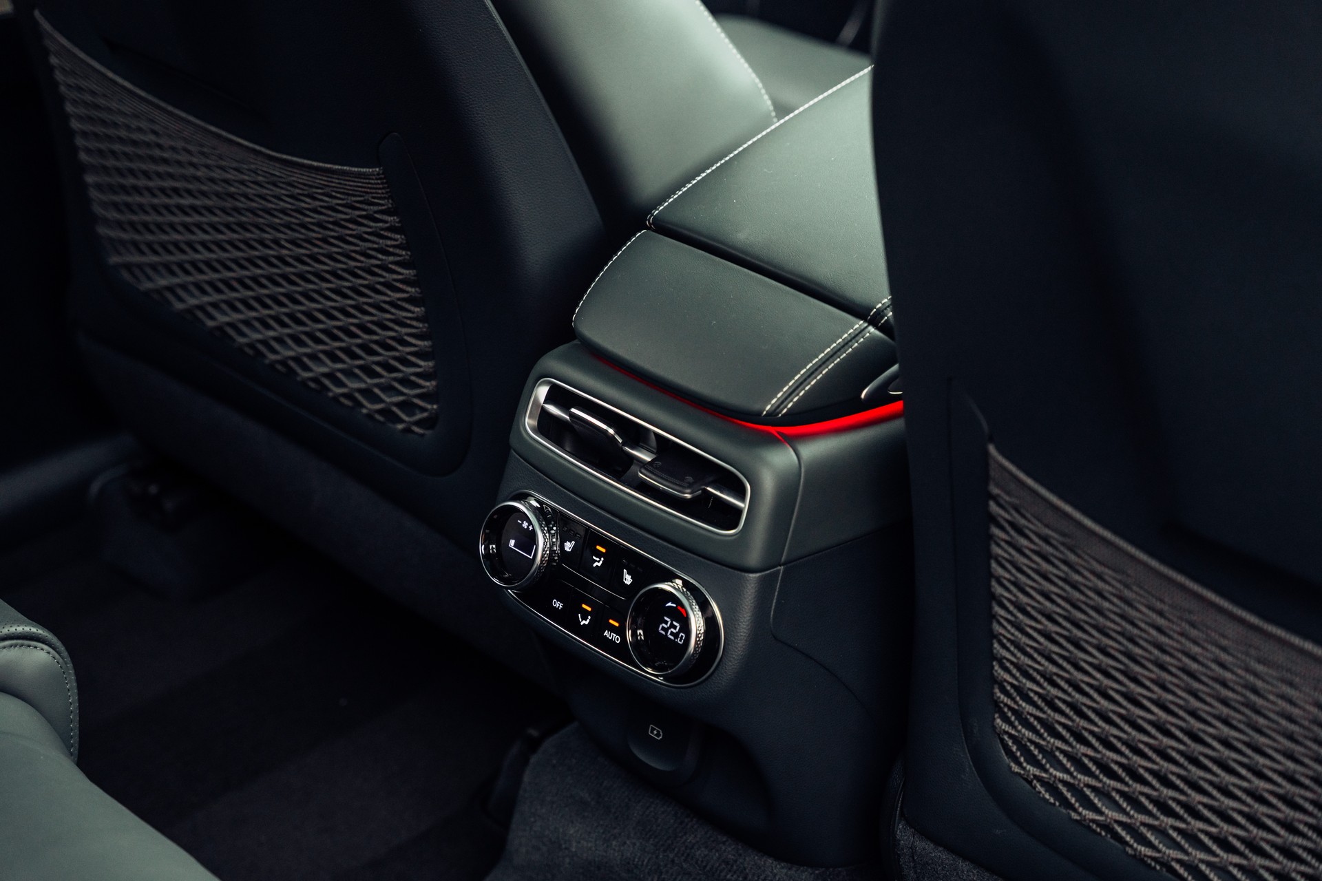 GENESIS GV70 Electrified Sport kWh 77,4 AWD-image-12