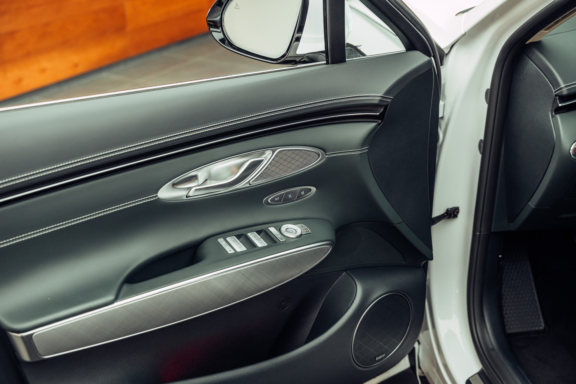 GENESIS GV70 Electrified Sport kWh 77,4 AWD-image-13
