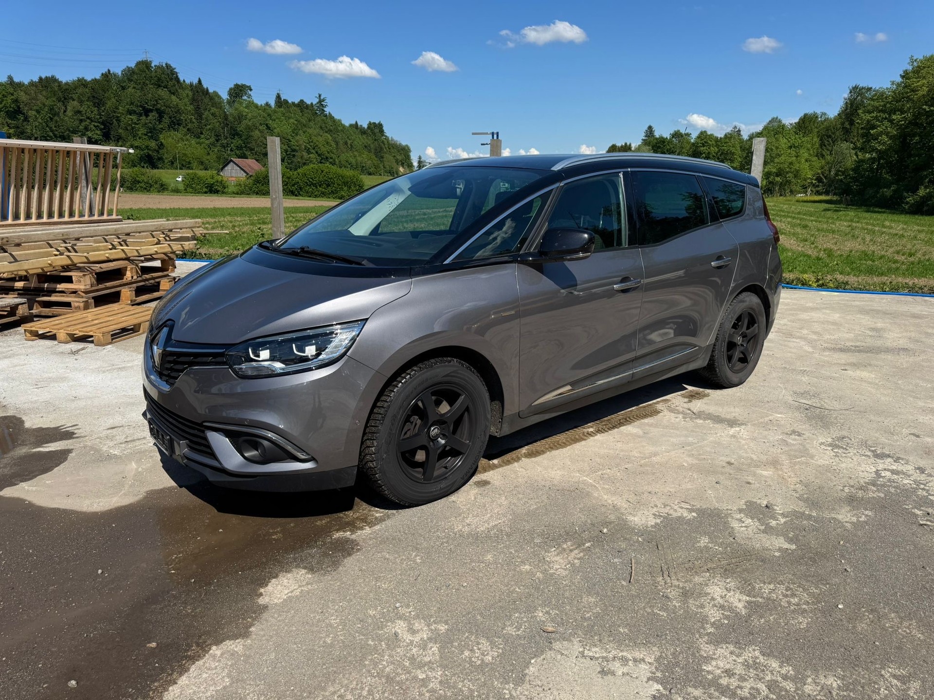 RENAULT Grand Scénic 1.6 dCi Bose EDC-showroom-element-1