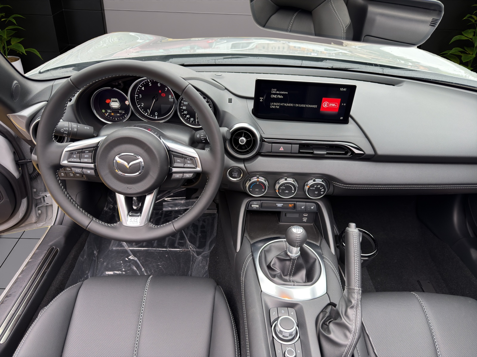 Image MAZDA MX-5 MX-5 RF Skyactiv-G 132 Exclusive-line