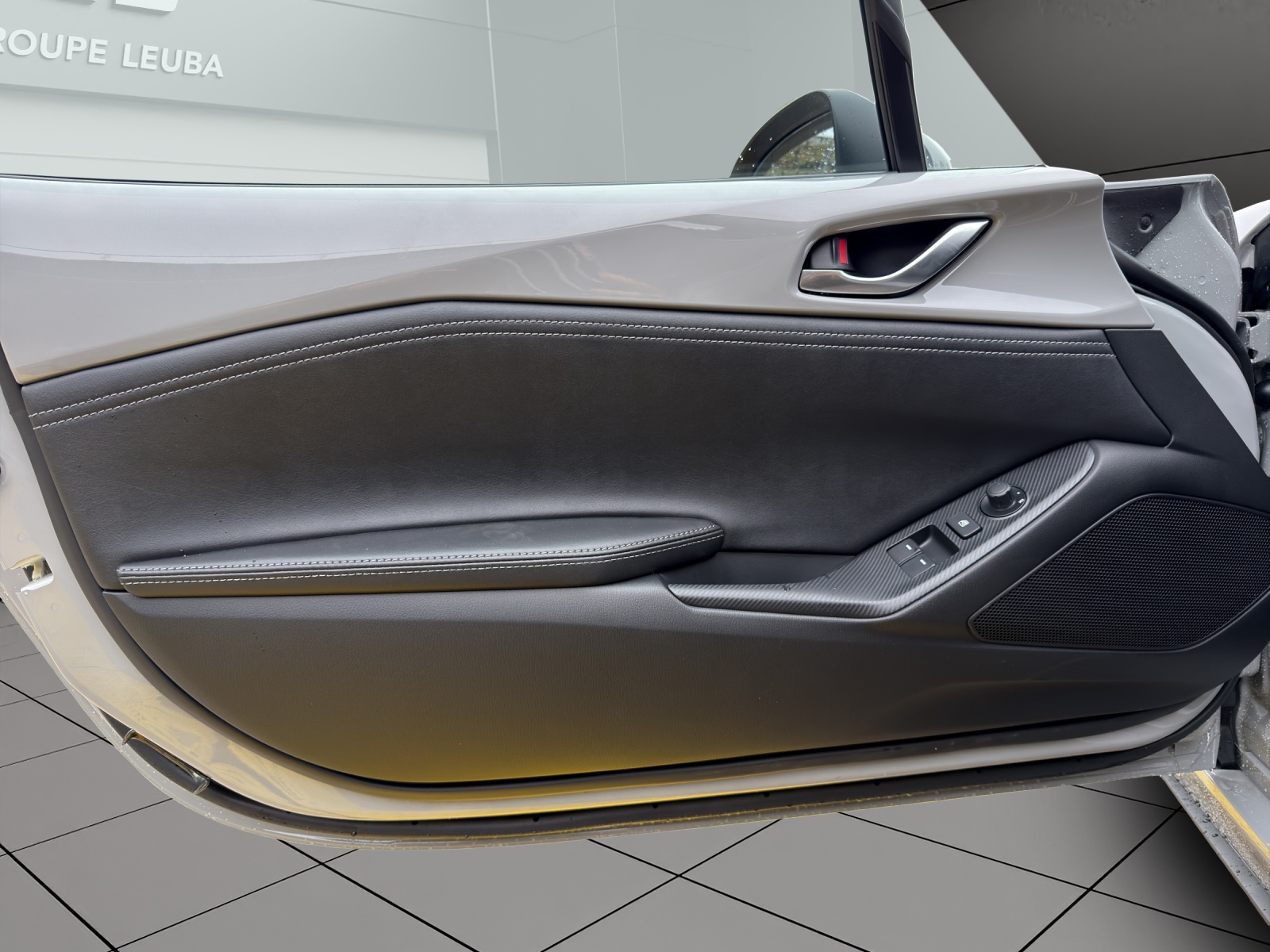 Image MAZDA MX-5 MX-5 RF Skyactiv-G 132 Exclusive-line
