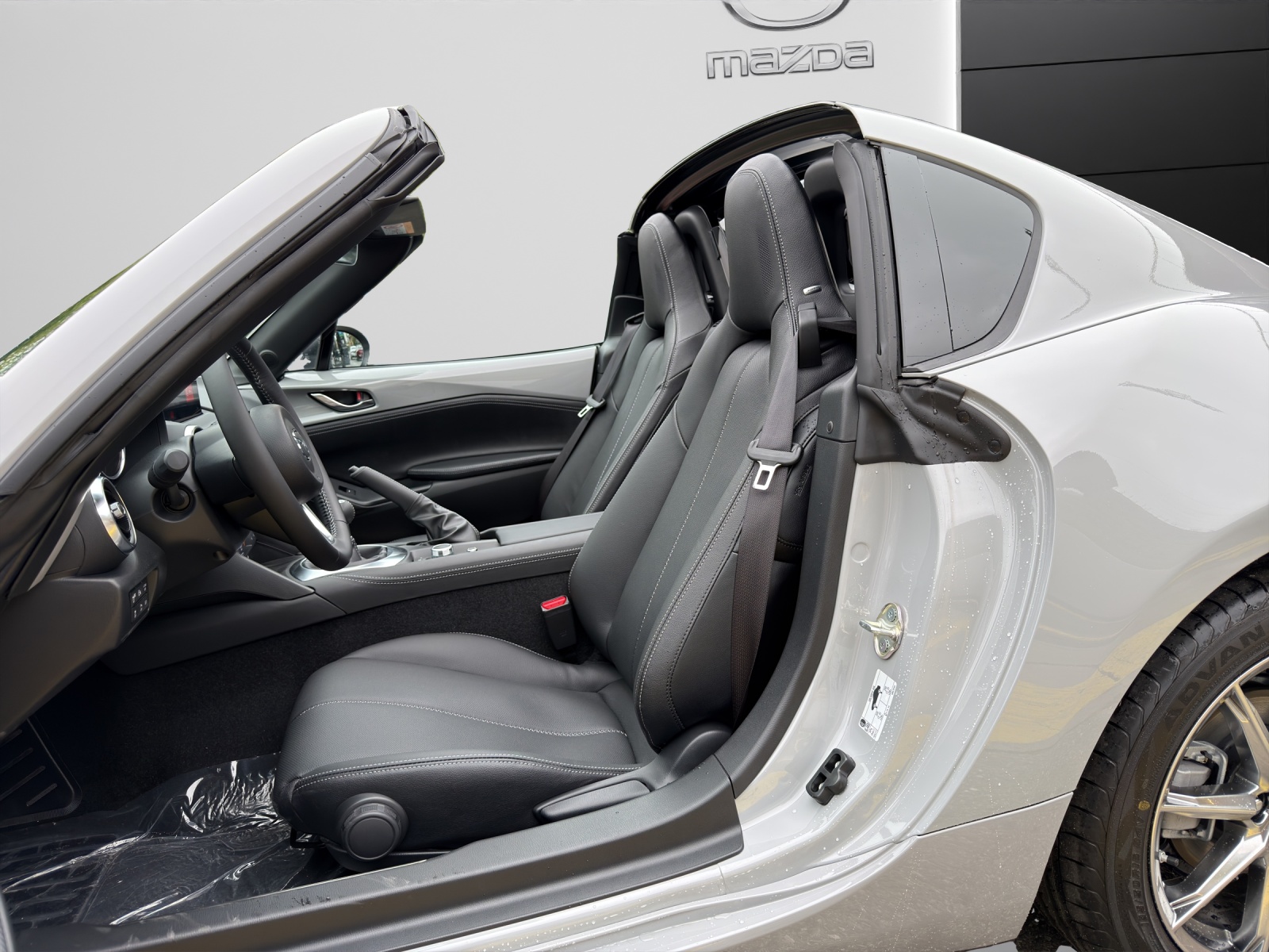 Image MAZDA MX-5 MX-5 RF Skyactiv-G 132 Exclusive-line